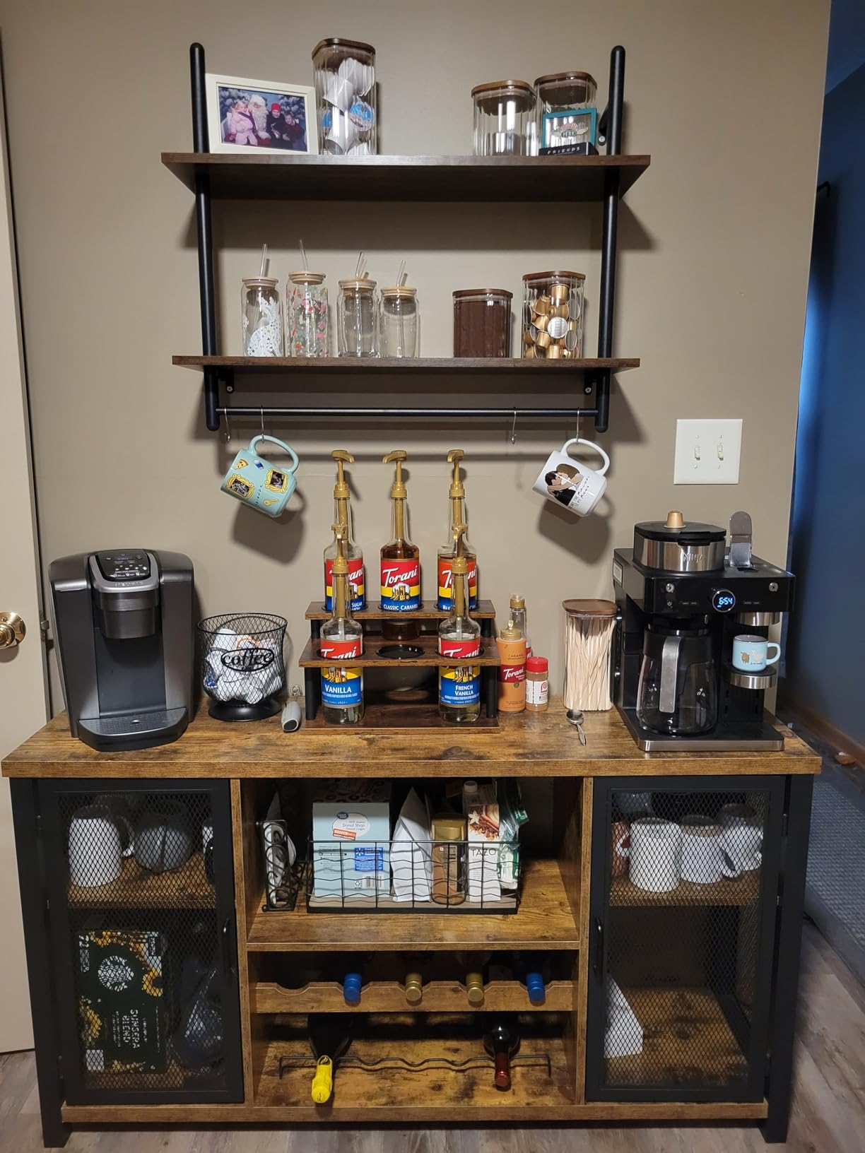 Ninja Espresso & Coffee Maker & Barista System, 3 Espresso Brew Styles, Single-Serve Coffee & Nespresso Capsule Compatible, Built-in Frother, Espresso, Cappuccino & Latte Maker, Black, CFN601 customer photo 1
