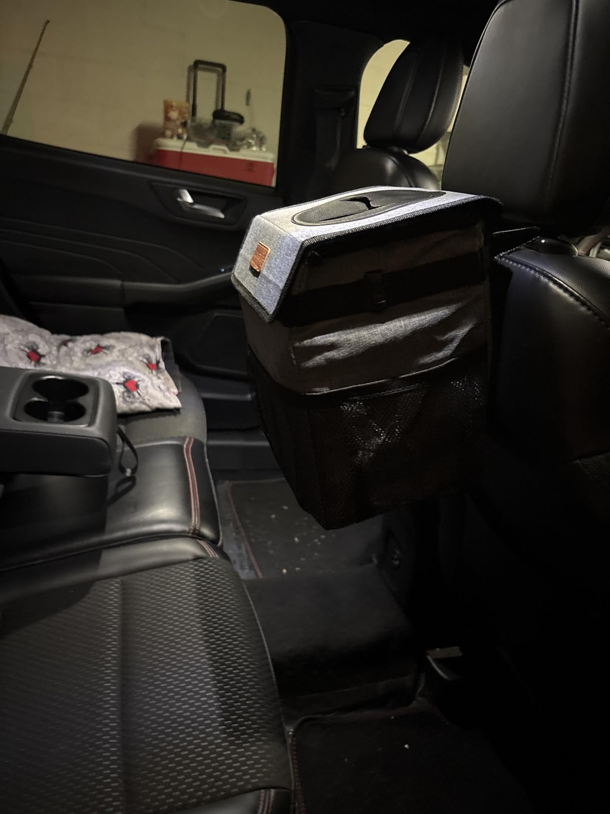 ELONGRIVER Car Trash Can Bin for Back Seat Leak Proof, Cute Car Trash Bag Hanging, Vehicle Trash Can for SUV Truck Van, Automotive Garbage Cans Front Seat Grey customer photo 1