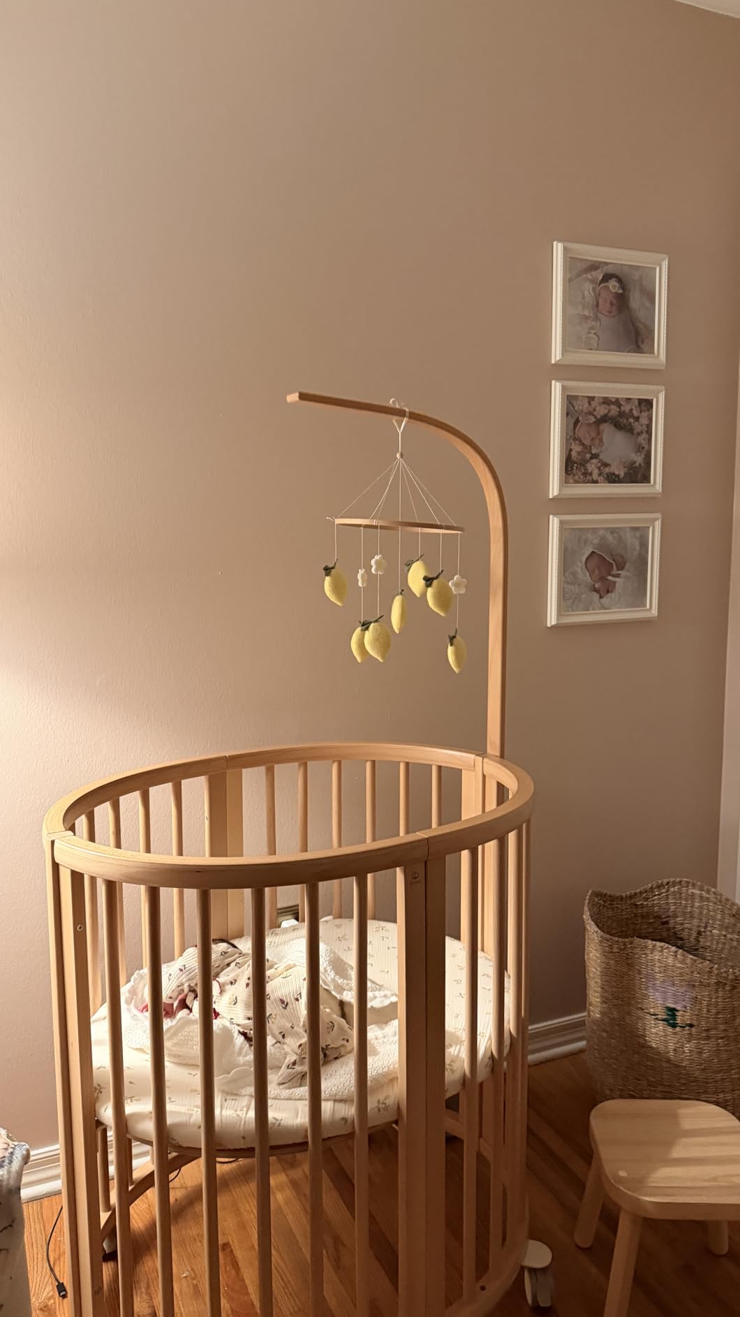 Stokke Sleepi Mini Bundle V3, Natural - Includes Sleepi Mini V3, Mattress & Drape Rod - Suitable for Ages 0-6 Months - Adjustable & Stylish customer photo 1