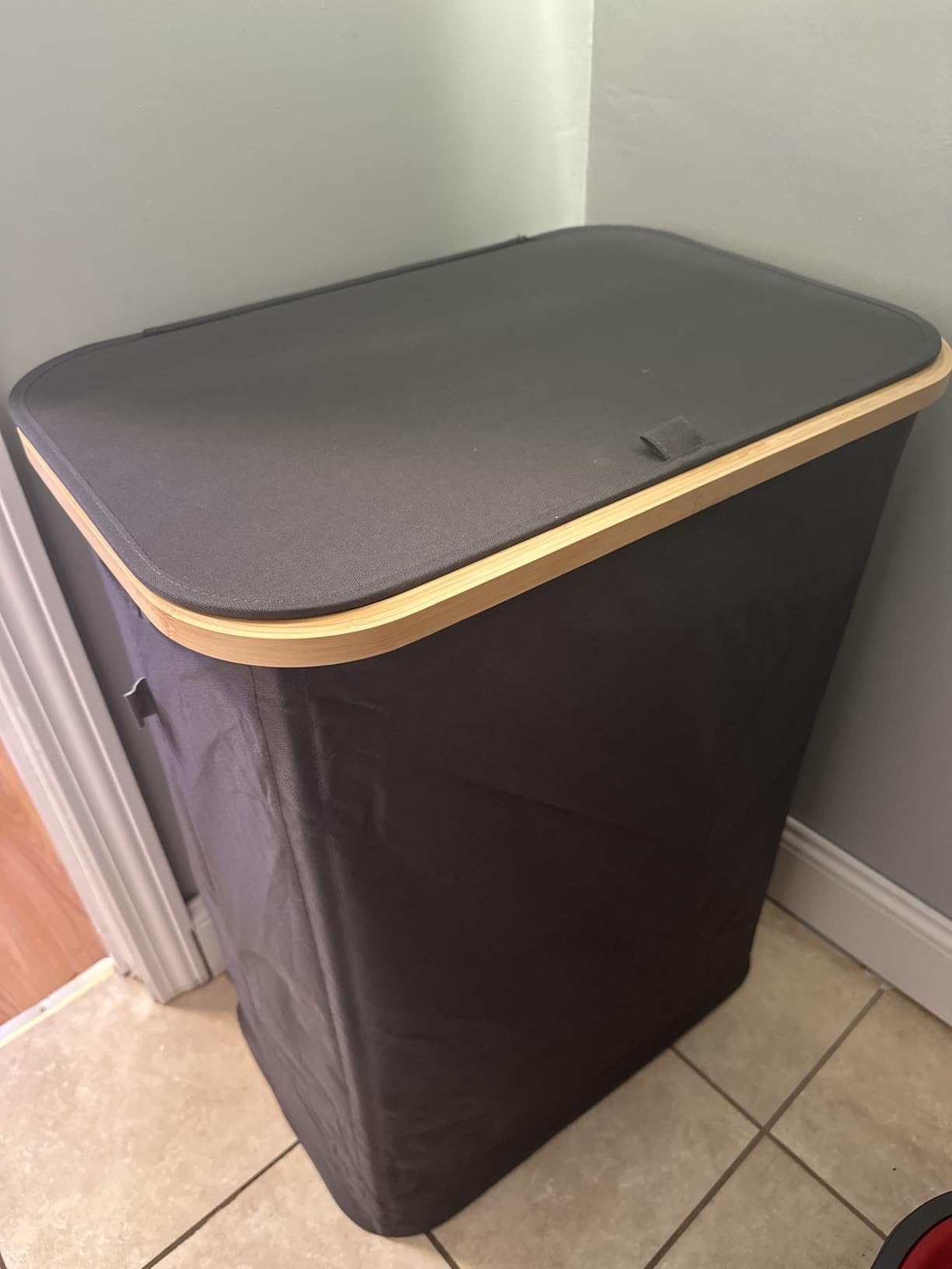 Extra Large 3 Section Dirty Clothes Laundry Basket with Lid, Dirty Clothes Hampers with Removable Bags for Bedroom and Laundry Room customer photo 1