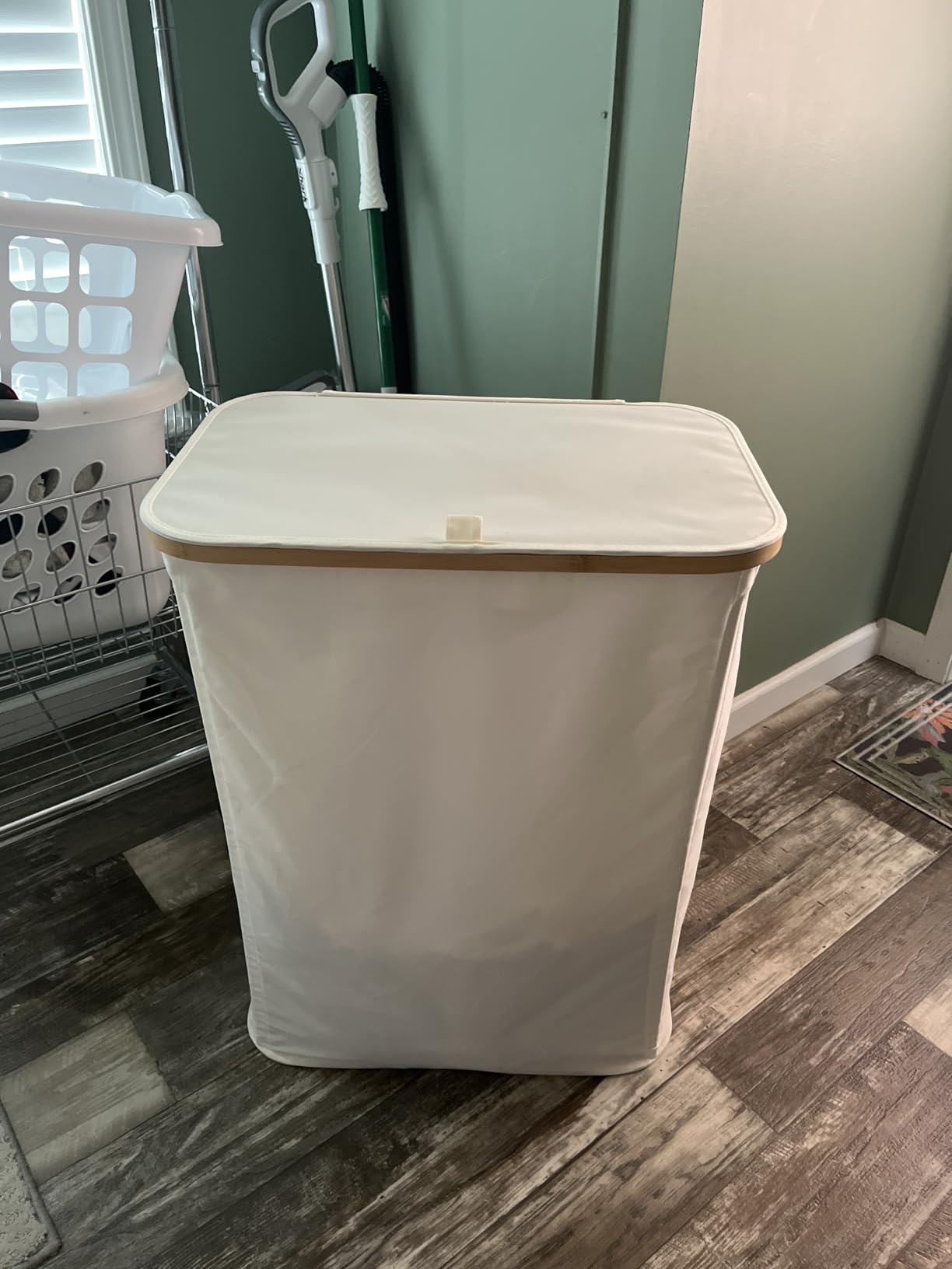 Extra Large 3 Section Dirty Clothes Laundry Basket with Lid, Dirty Clothes Hampers with Removable Bags for Bedroom and Laundry Room customer photo 2