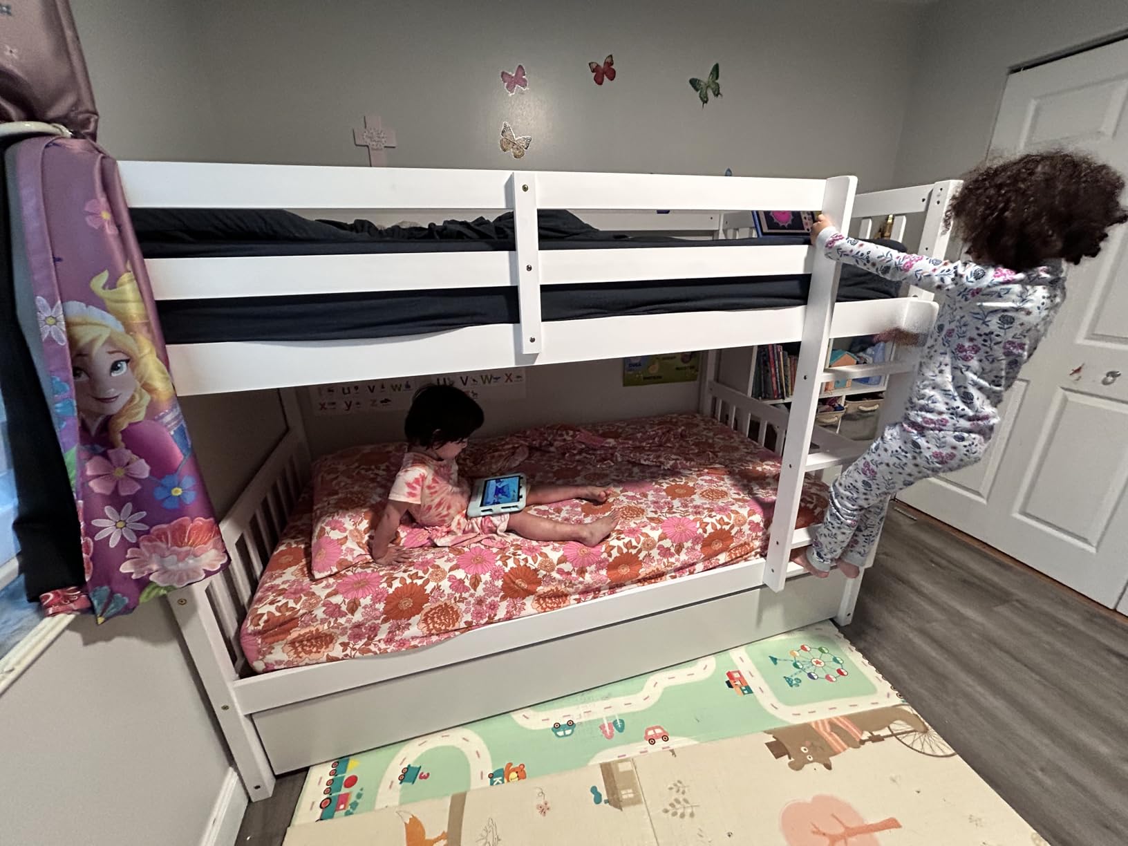 Giantex Twin Over Twin Bunk Bed with Trundle, Convertible Platform Bed Frame with Ladder & Solid Wood Frame, Space-Saving Bunk Bed for Teens & Adults, No Box Spring Needed, White customer photo 2