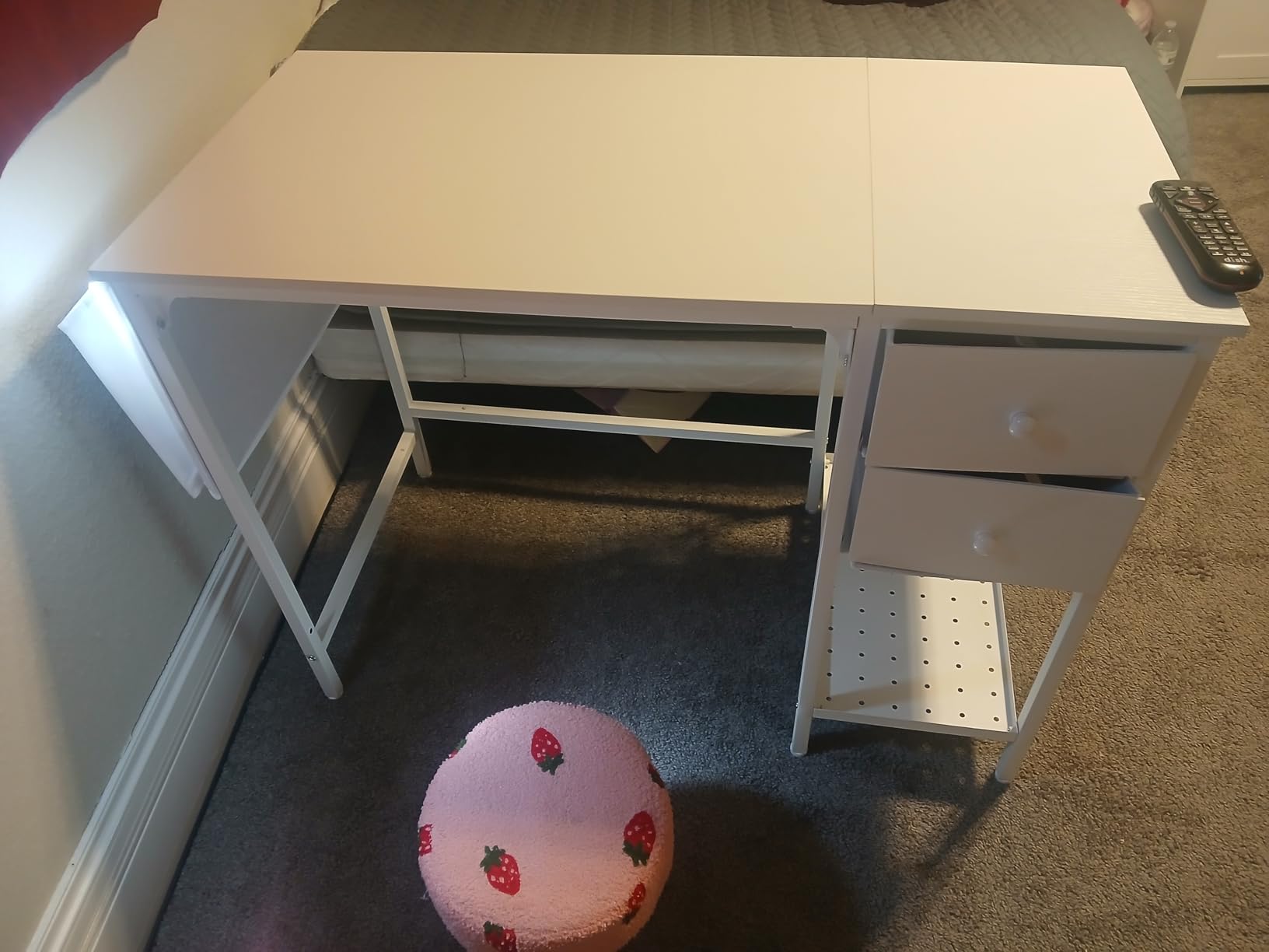 Lufeiya White Small Desk with Drawers - 40 Inch Computer Desk for Small Space Home Office, Modern Simple Study Writing Table PC Desks customer photo 2