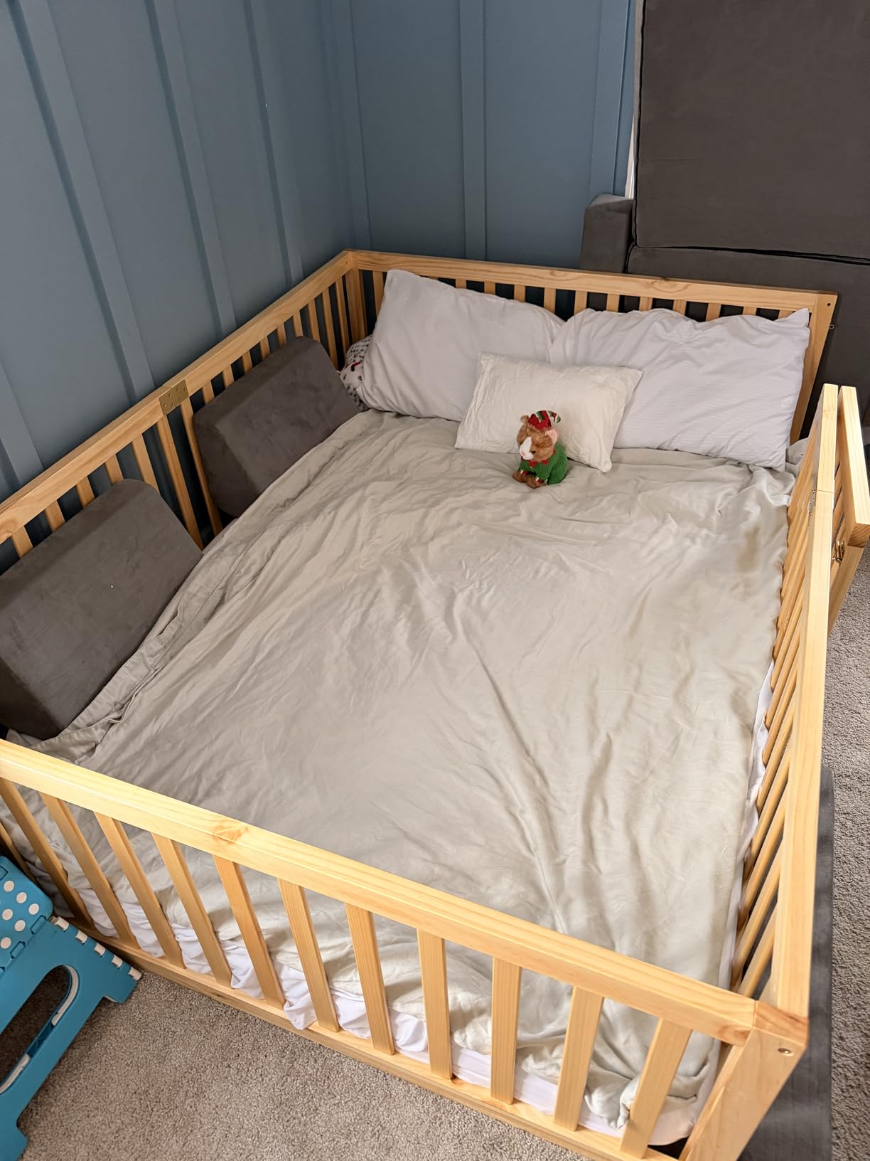 Tatub Twin Montessori Floor Bed with High Rails, Solid Wood Montessori Bed Frame for Kids, Door Can Install Left and Right, Twin-Nature customer photo 1