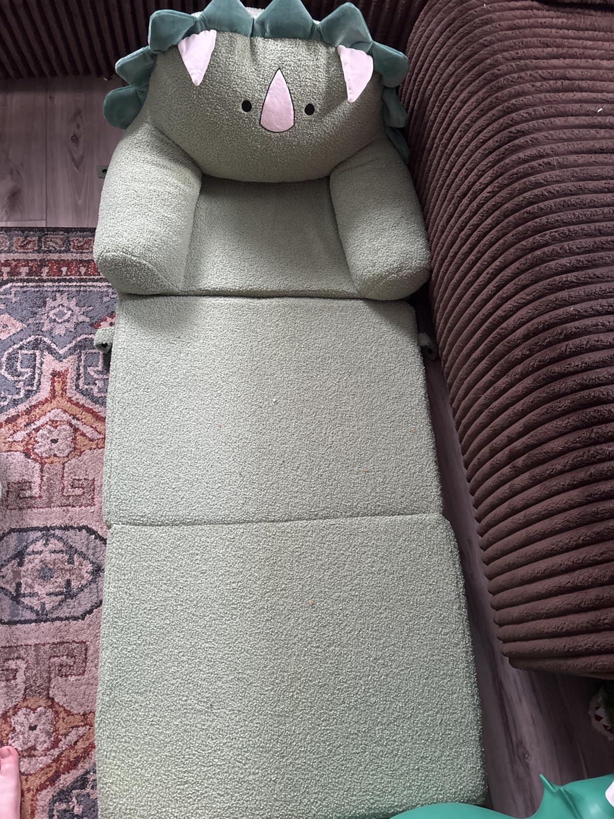 MOMCAYWEX Kids Sofa, Sherpa Couch with Tri-Layer Foam Cushions, Comfy Seating for Kids Age 18 Months and Up customer photo 1
