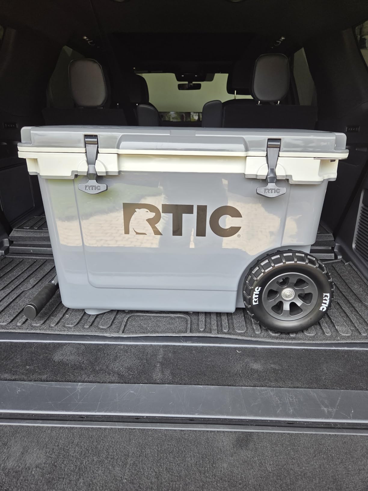 RTIC 52 Quart Ultra-Light Wheeled Hard Cooler customer photo 1
