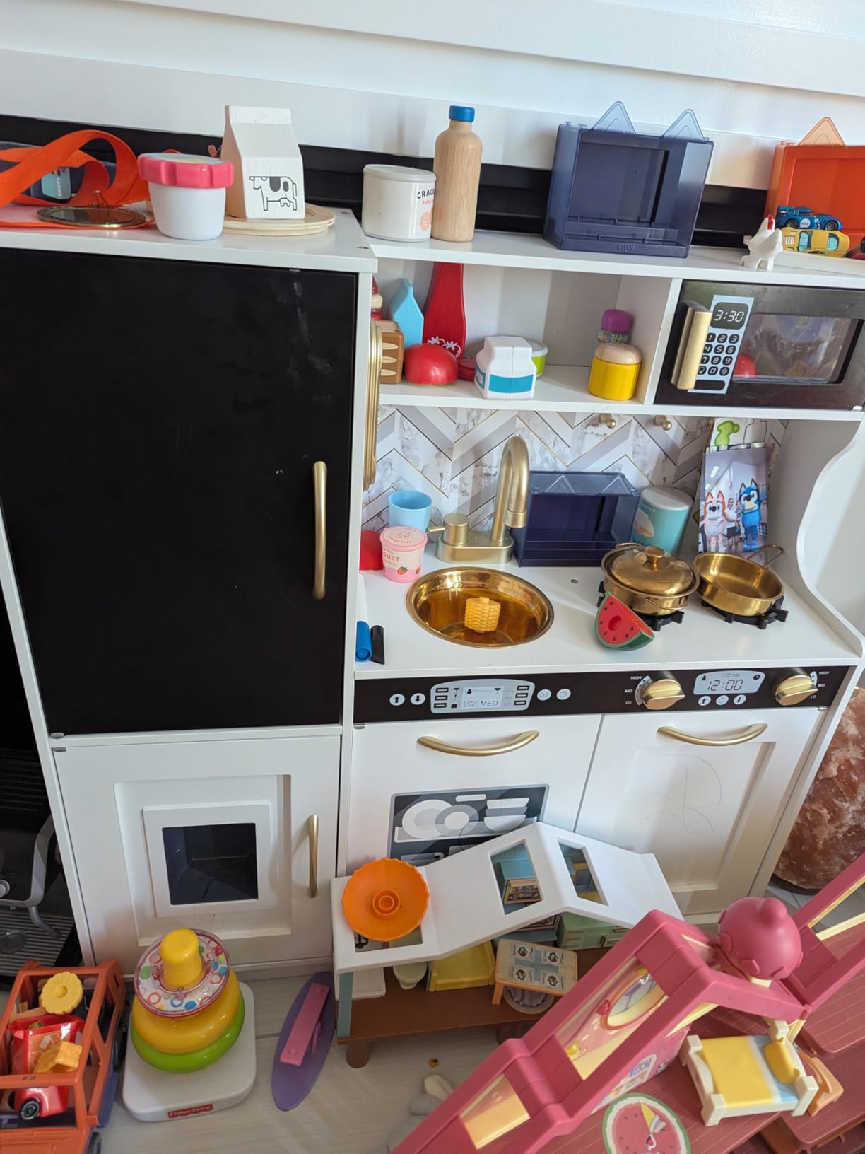 Best Choice Products Pretend Play Kitchen Wooden Toy Set for Kids w/Realistic Design, Telephone, Utensils, Oven, Microwave, Sink - Espresso customer photo 1