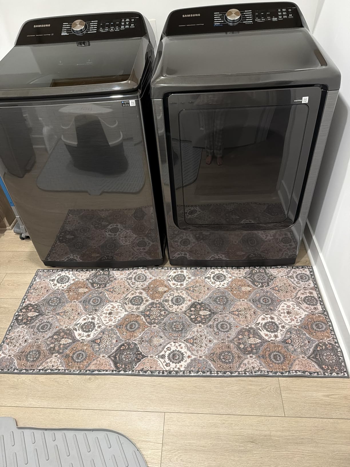 Lahome Moroccan Washable Area Rugs 8x10, 8x10 Rugs for Living Room Bedroom, Non Slip Low Pile Distressed Stain Resistant Rug for Kids Pets High Traffic Areas Elise, Burnt Orange customer photo 2