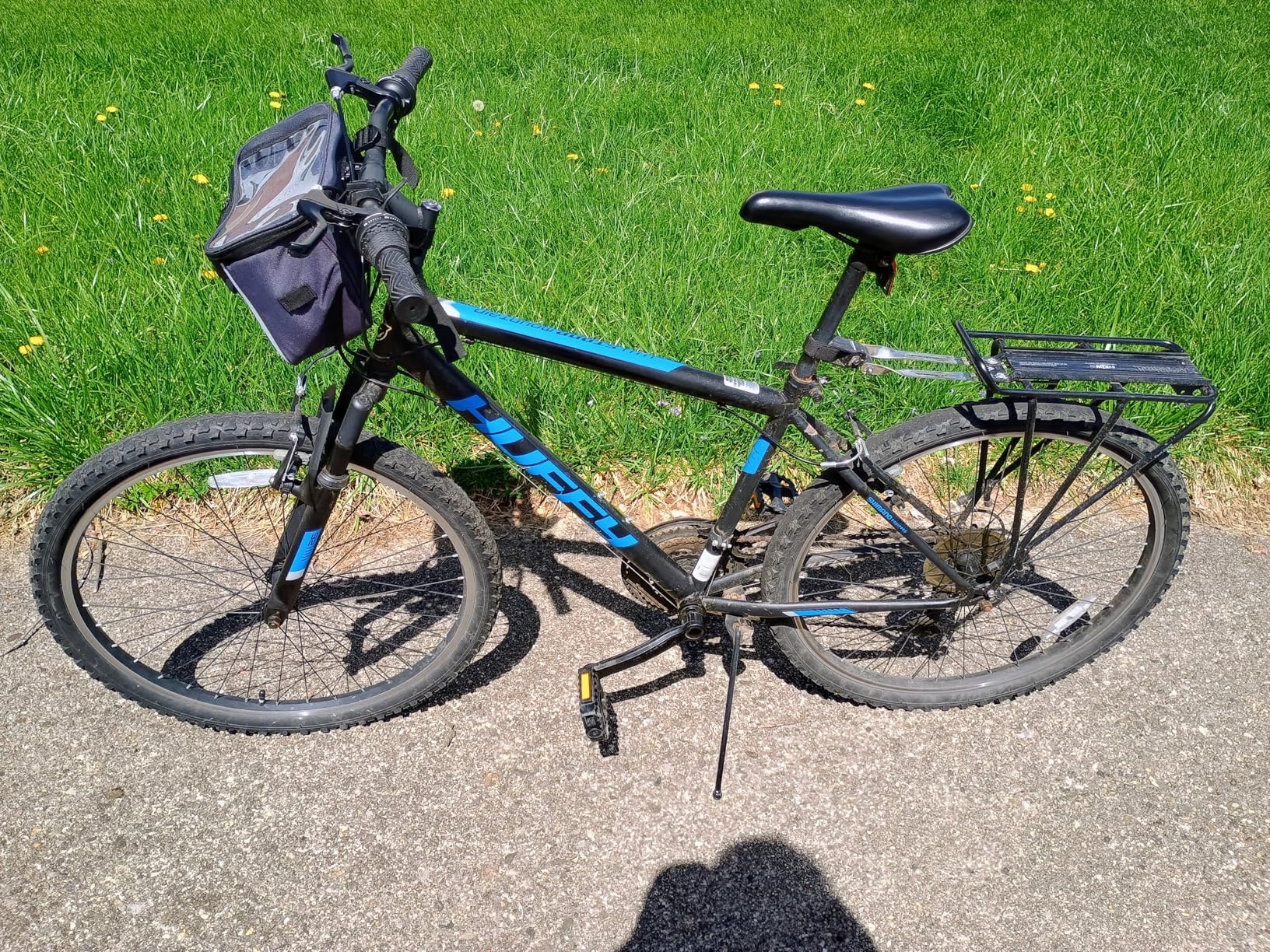Huffy Stone Mountain Bike for Men and Women, 20/24/26 Inch, 6-Speed or 21-Speed, Front or Dual Suspension, Shimano Equipped, All-Terrain Tires customer photo 1