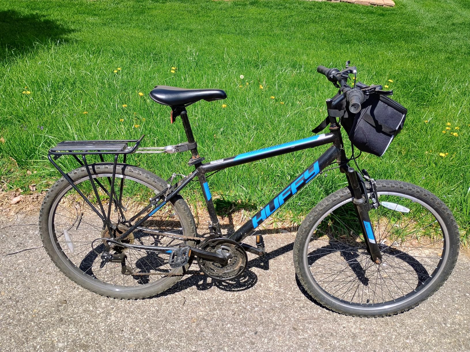 Huffy Stone Mountain Bike for Men and Women, 20/24/26 Inch, 6-Speed or 21-Speed, Front or Dual Suspension, Shimano Equipped, All-Terrain Tires customer photo 2