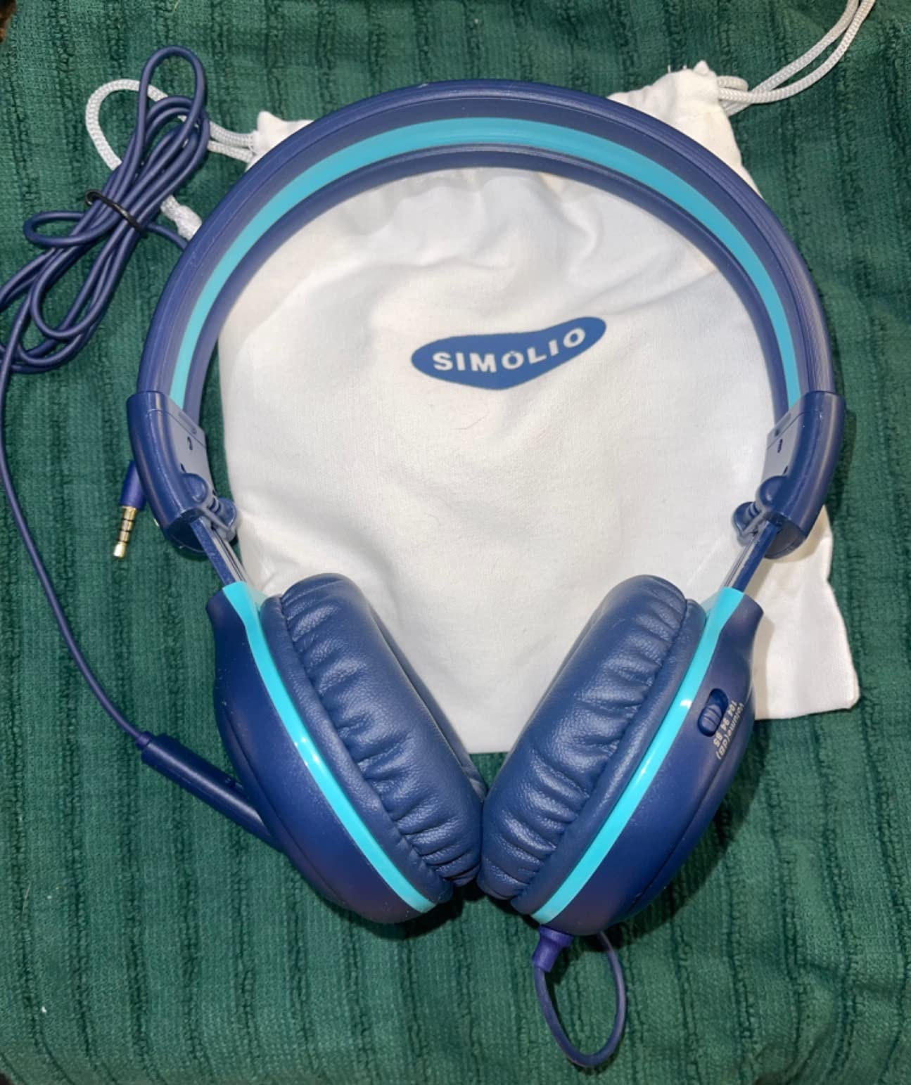 SIMOLIO Over-Ear Kids Headphones with Microphone and Volume Limited Plug in Headphones Wired, Foldable Corded Stereo 3.5mm Headset for Smartphones Chromebook Laptop Computer PC Tablets Travel (Blue) customer photo 2