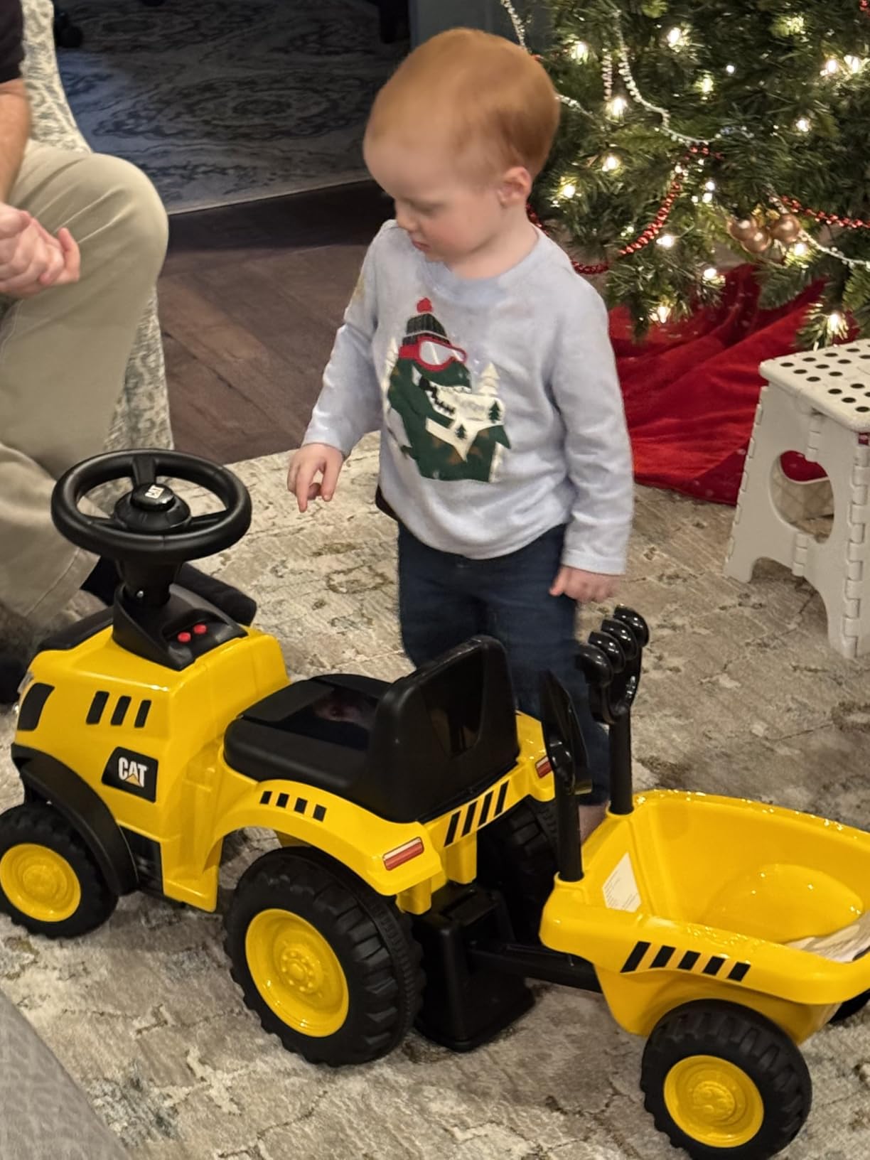 Costzon Ride on Excavator, Licensed Caterpillar Kids Excavator Digger w/Rotatable Digging Bucket, Under-seat Storage, Construction Vehicles for Kids, Ride on Toys for Toddlers 1-3 Gift (Digger) customer photo 1