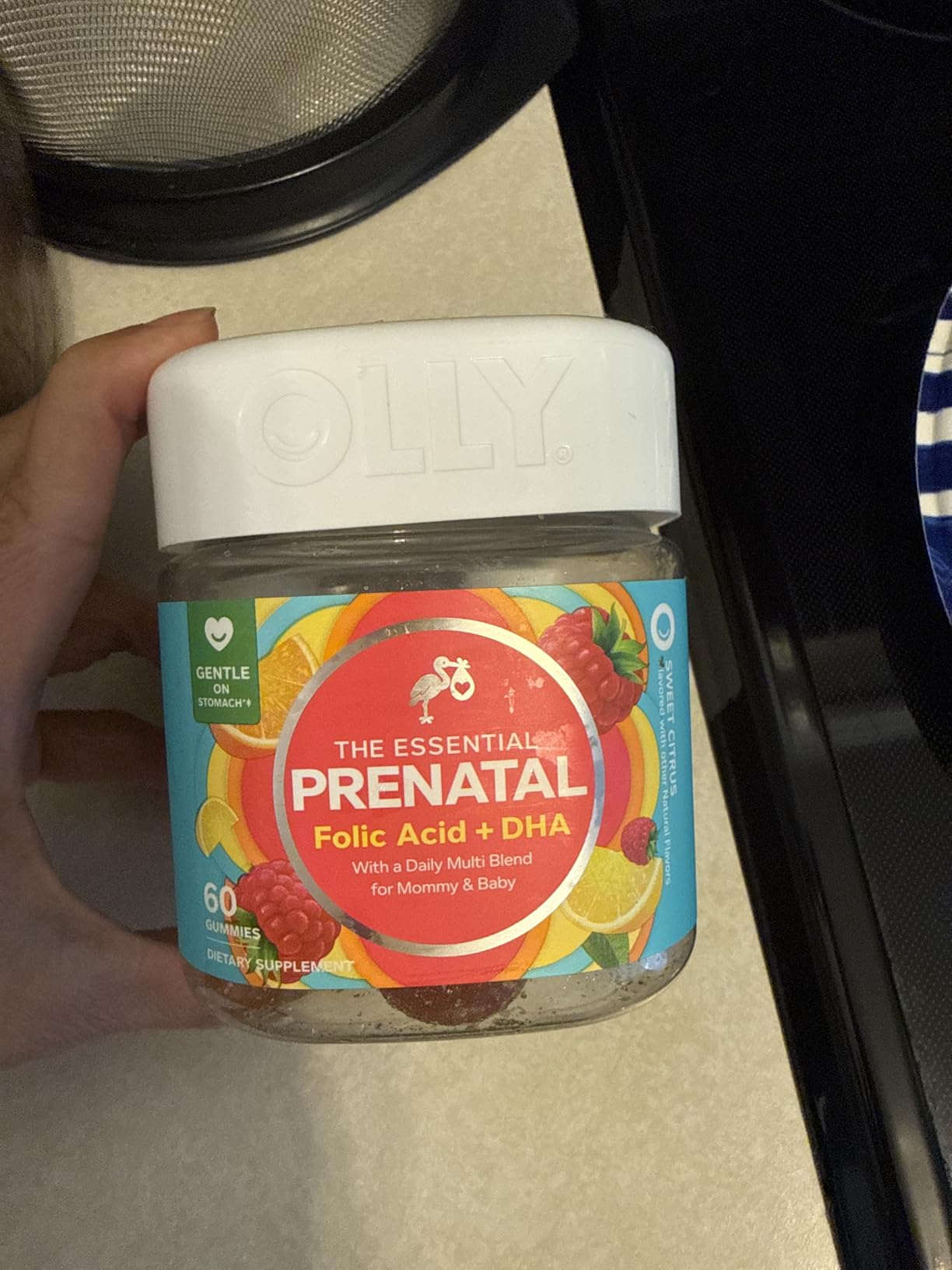 OLLY Prenatal Multivitamin Gummy, Daily Multi Blend for Mommy & Baby, Folic Acid, Omega 3 DHA, Vitamins A & D, Sweet Citrus Flavored, 42 Day Supply - 84 Count customer photo 1