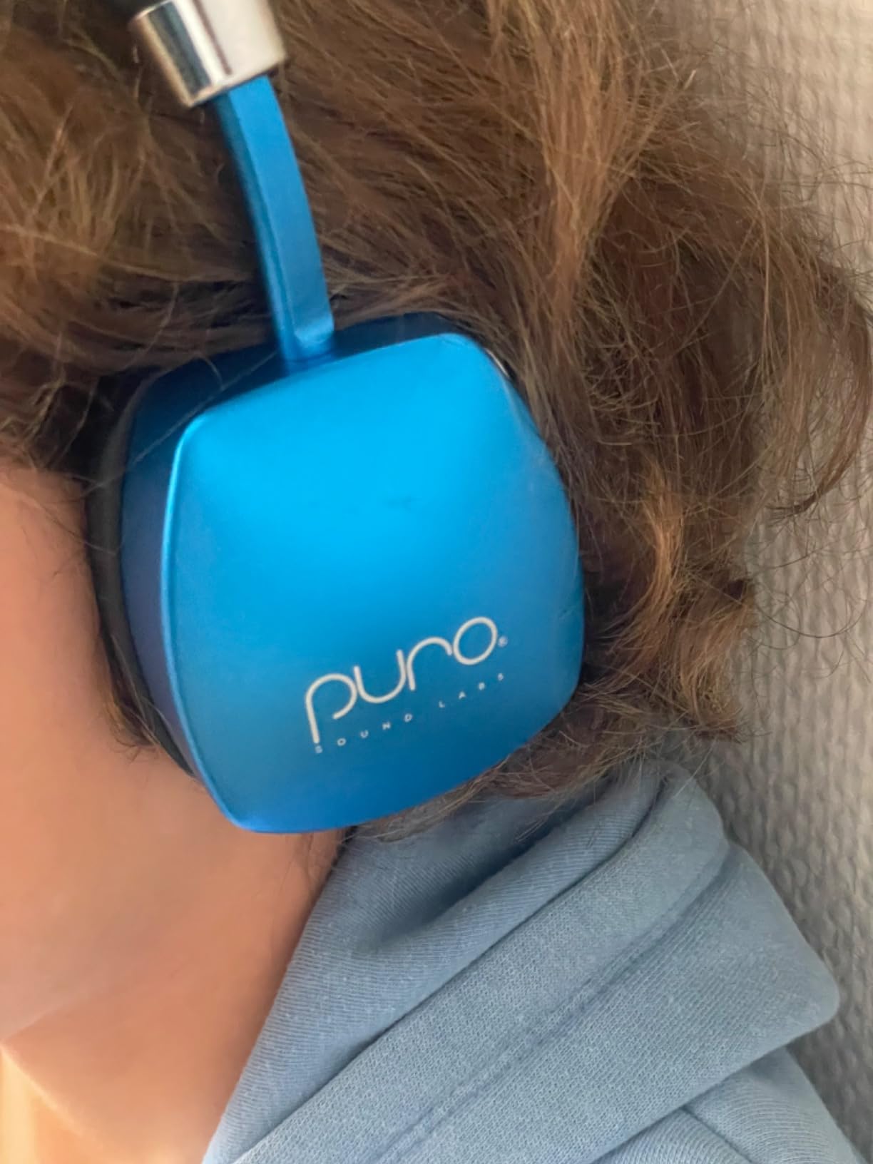 Puro Sound Labs PuroQuiet Plus - Noise Cancelling Headphones for Kids with 85 dB Volume Limit, Built in Mic, 35-Hour Battery, Lightweight On Ear Design & Comfy Fit customer photo 1