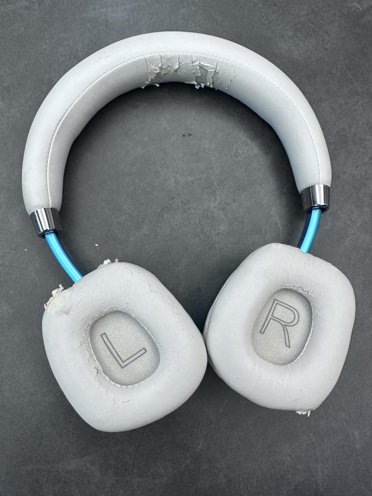 Puro Sound Labs PuroQuiet Plus - Noise Cancelling Headphones for Kids with 85 dB Volume Limit, Built in Mic, 35-Hour Battery, Lightweight On Ear Design & Comfy Fit customer photo 2
