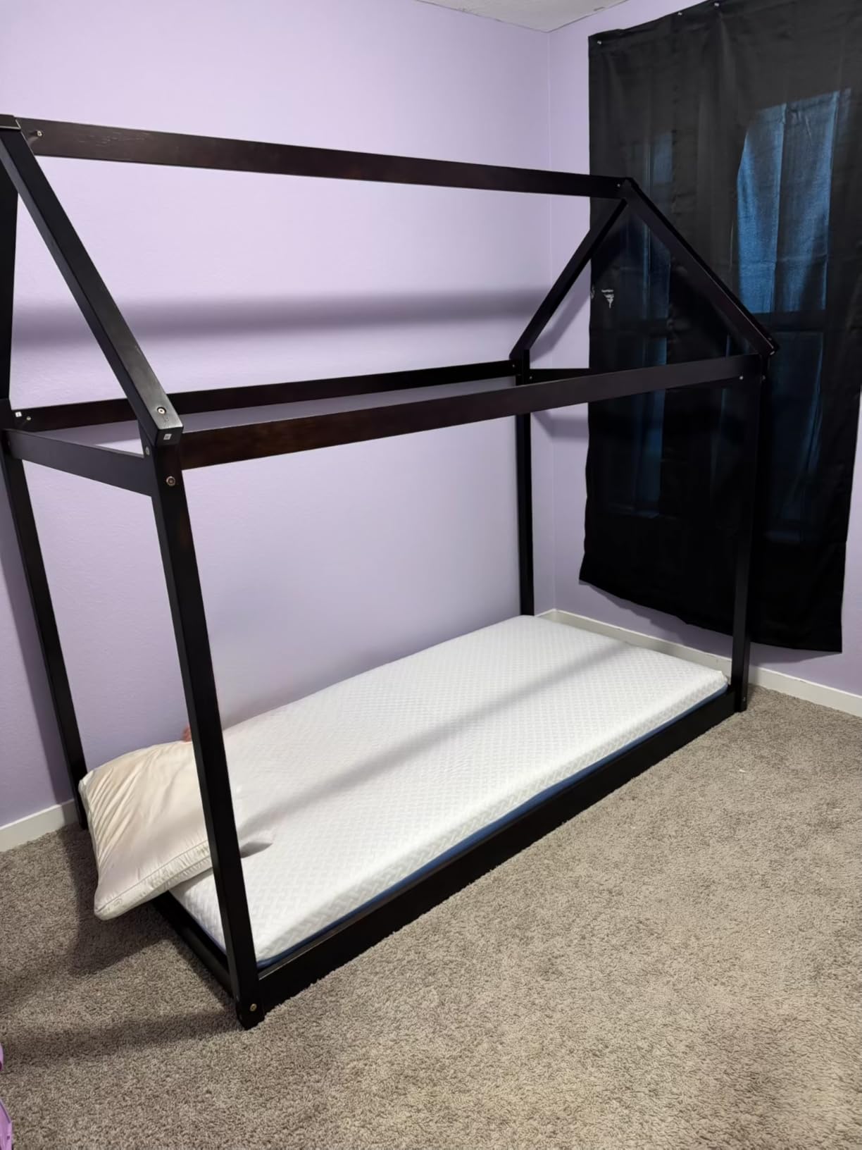Giantex Twin House Bed, Wood Montessori Bed Frame with House Roof Canopy, Low Floor Bed with Sturdy Wood Slat Support, No Box Spring Needed, Twin Playhouse Bed for Kids Teens Boys Girls (White) customer photo 1