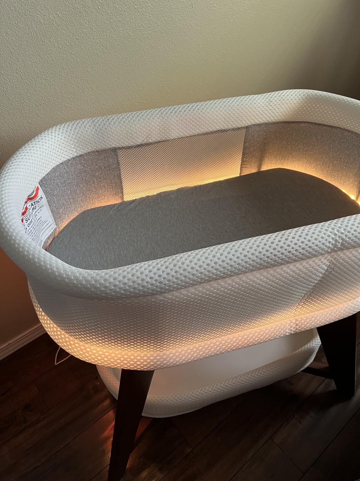 TruBliss Evi Smart Baby Bassinet Beside Sleeper with Auto-Glide, Ambient Nightlight & Sensory Sounds, Compatible with Alexa and Google Home customer photo 2