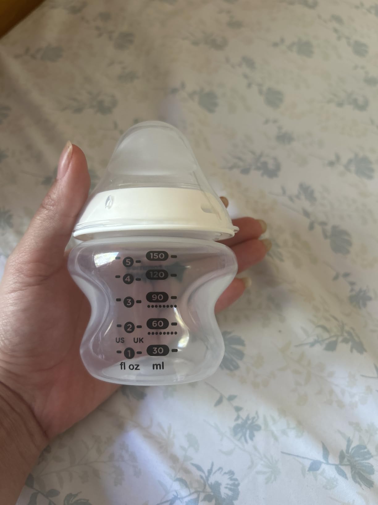 Tommee Tippee Natural Start 12 Piece BPA Free Bottle Set, Includes 2 x 5 oz, 3 x 9 oz, 1 x 11 oz Bottles, Newborn 0+ Months, Slow, Medium & Thicker Flow Breast-Like Nipples, Cleaning Brush, Clear customer photo 1