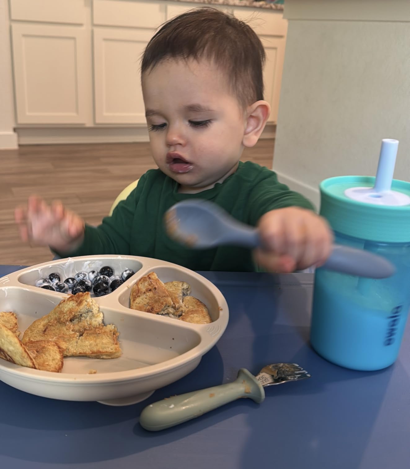 KeaBabies 2-Pack Baby Bowls with Suctions, Lids - Silicone Toddler Suction Bowls for Baby Boy, Girl, Kids, Food Grade Silicone, BPA-Free, Dishwasher Safe, Toddler Eating Essentials (Slate) customer photo 1