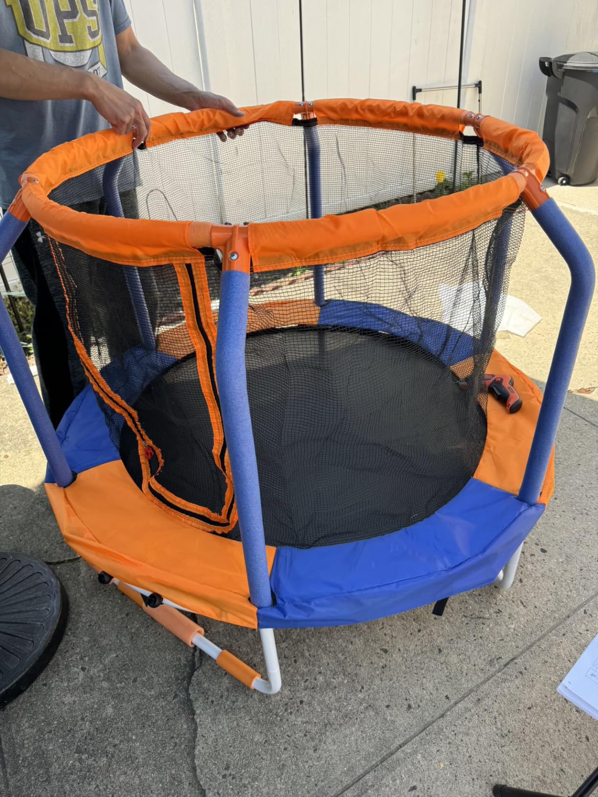 Giantex 48 Inch Trampoline for Kids, Toddler Trampoline with Safety Enclosure Net, Max Load 265 Lbs, Indoor Outdoor Mini Trampoline Gifts for Boys Girls Aged 3-6 customer photo 1
