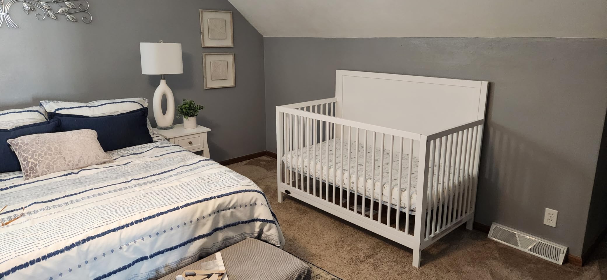 Dream On Me Dillian 5-in-1 Convertible Full-Size Baby Crib in Pebble Grey, GreenGuard Gold & JPMA, Converts to Toddler, Day & Full-Size Bed, 3 Mattress Heights, Sustainable Pinewood customer photo 2
