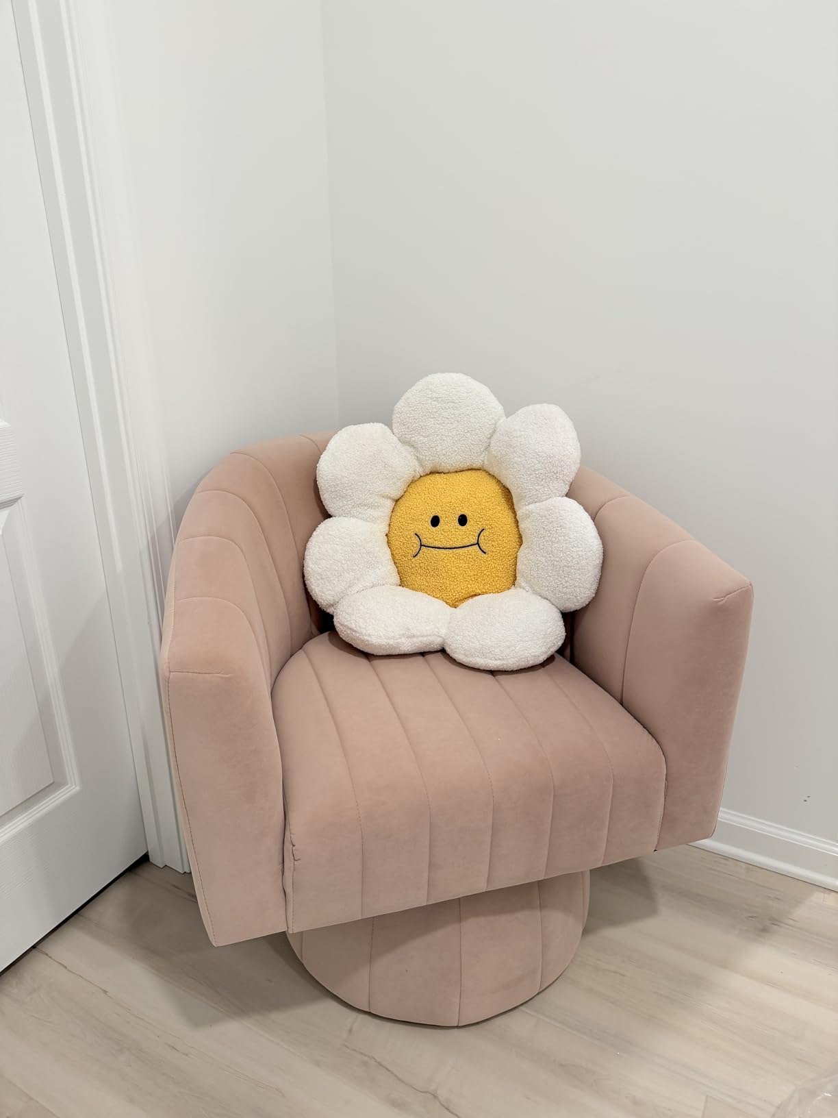 Swivel Accent Barrel Chair - Cute Comfy Small Round 360° Arm Chair Velvet Sofa Club Reading Chair for Living Room Bedroom Office, White customer photo 1