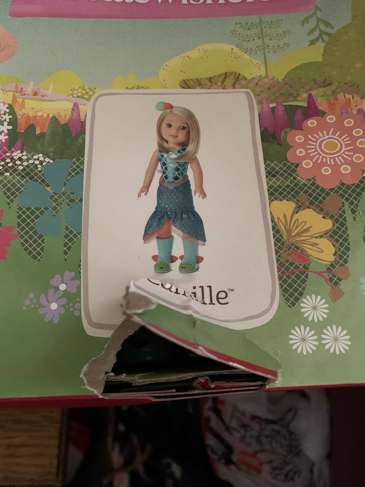 American Girl WellieWishers 14.5-inch Camille Doll Playset with Crisella the Dragon, Doll Dress and Accessories, and Storybook, for Ages 4+ customer photo 1