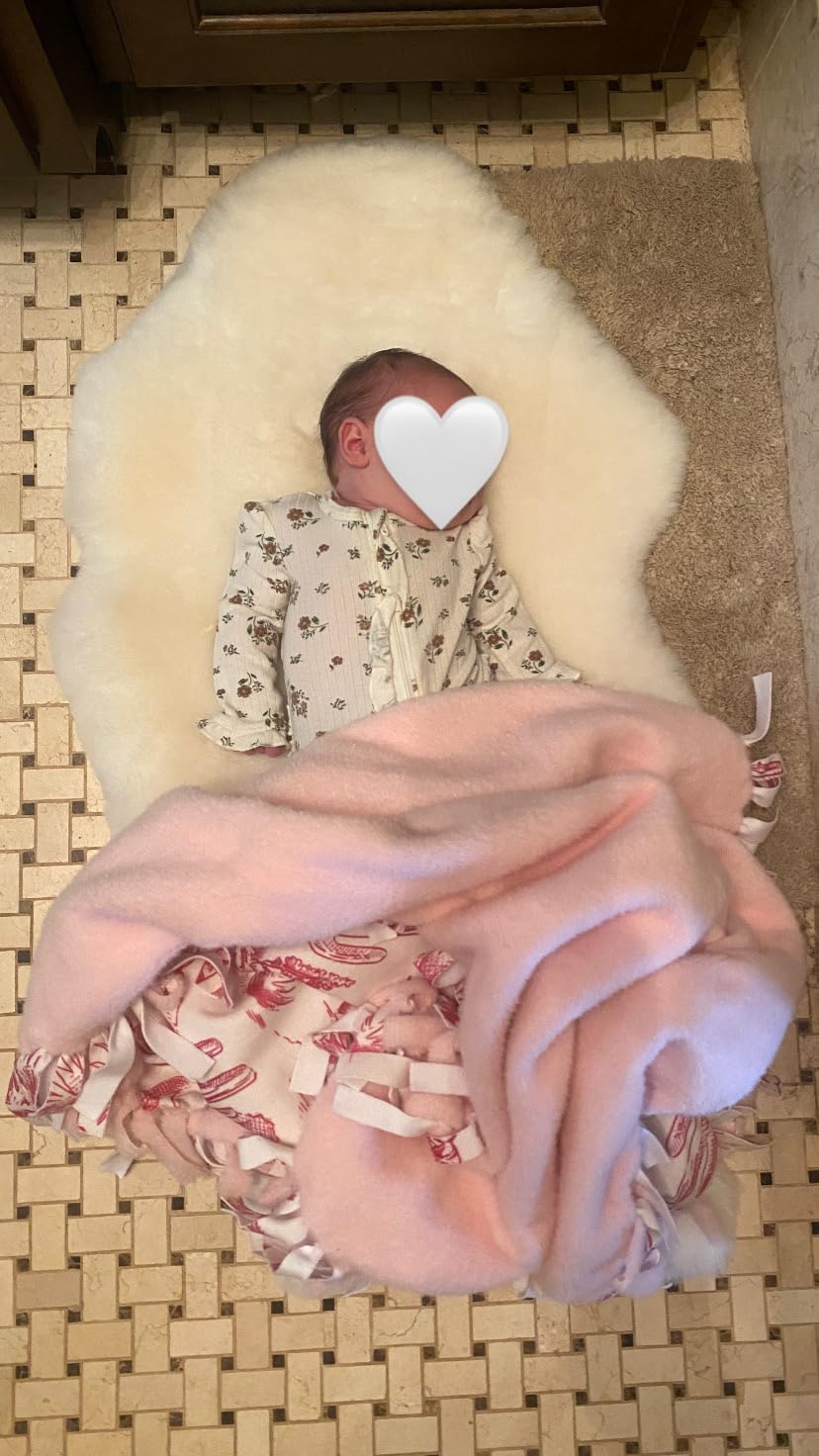 WaySoft Baby Sheepskin Rug, Oeko-TEX Certified, Safe & Natural Nursery Rug, 100% Genuine New Zealand Soft Fur Rug Baby Carpet customer photo 1