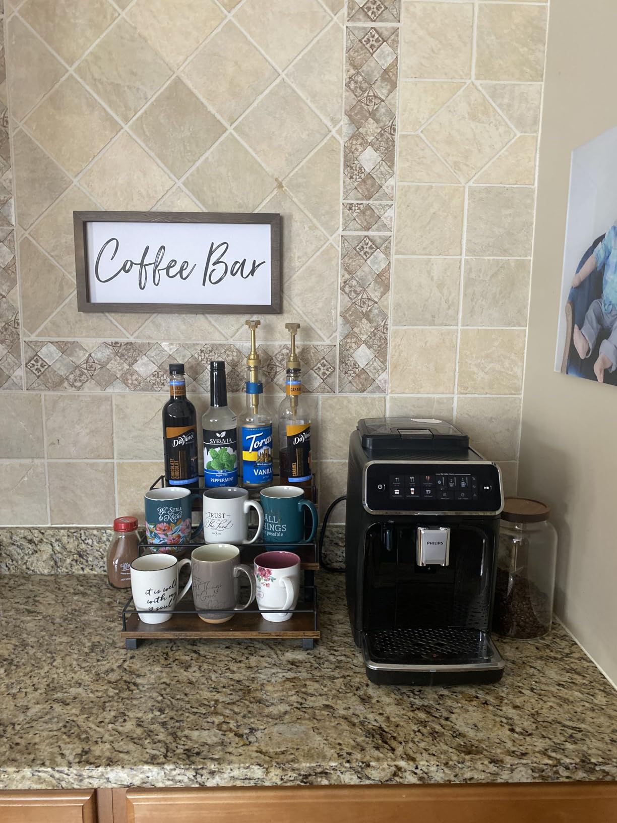 Philips 3300 Series Fully Automatic Espresso Machine with integrated milk frother and grinder, 5 Hot & Iced Coffee Pre-Sets, 40% Quieter SilentBrew, 15-Bar Pressure, Glossy Black (EP3326/90) customer photo 1