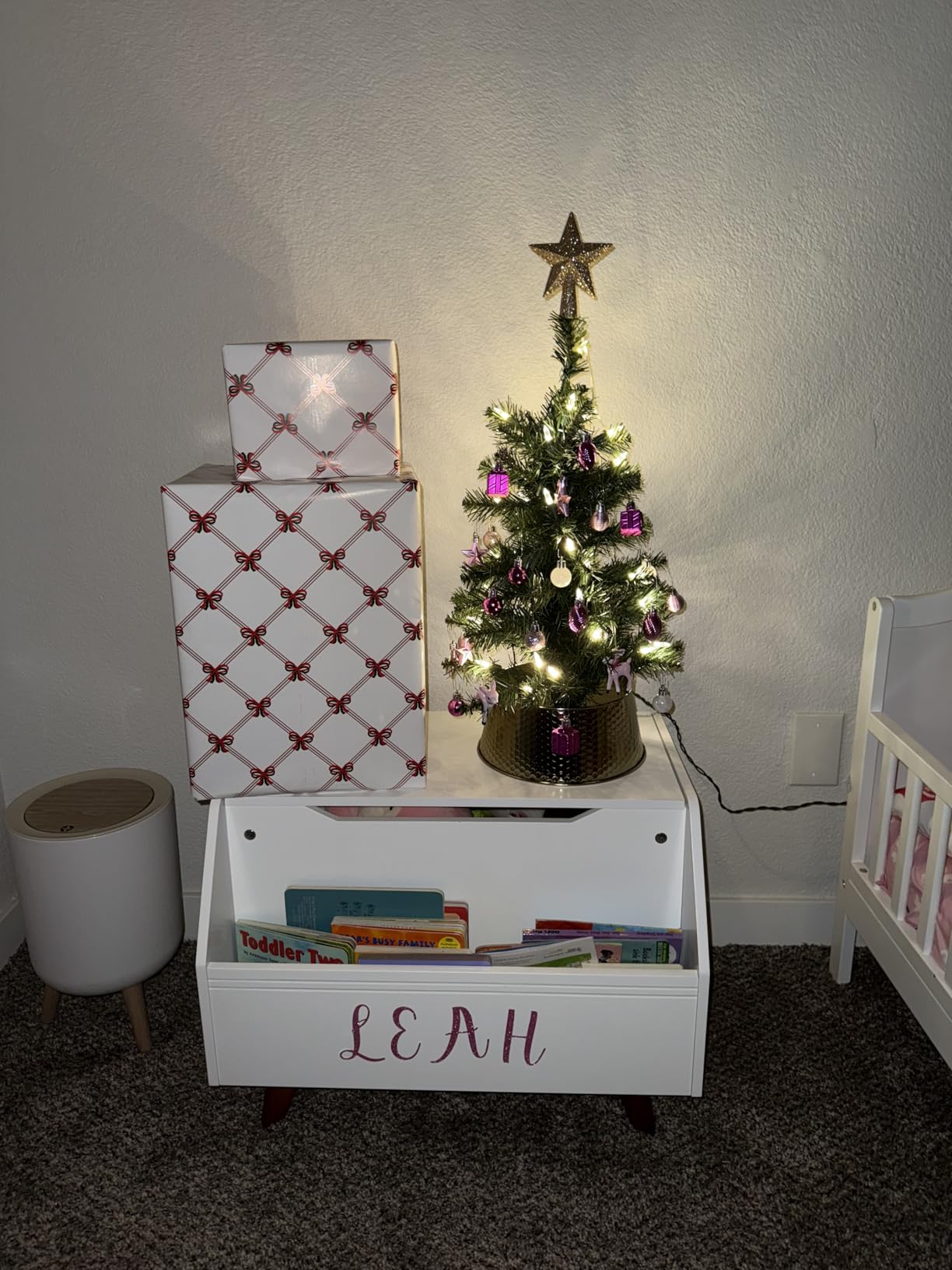 UTEX Kids Toy Box, Wooden Toy Chest, Kids Storage Organizer Bench with Front Book Storage Area for Boys and Girls, Children's Furniture, White customer photo 1