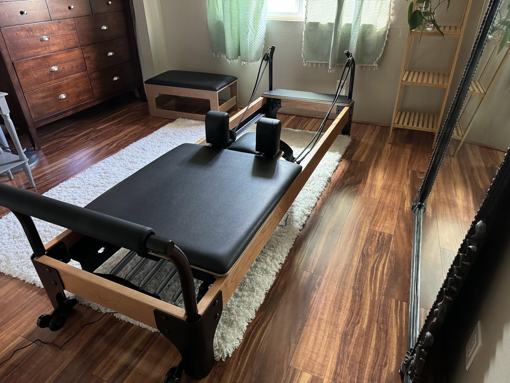 Smart Pilates Reformer - Complete Pilates Set with Real Time Sensor Tracking and 48 Adjustable Settings for All Body Types - Premium Home Workout Machine customer photo 2