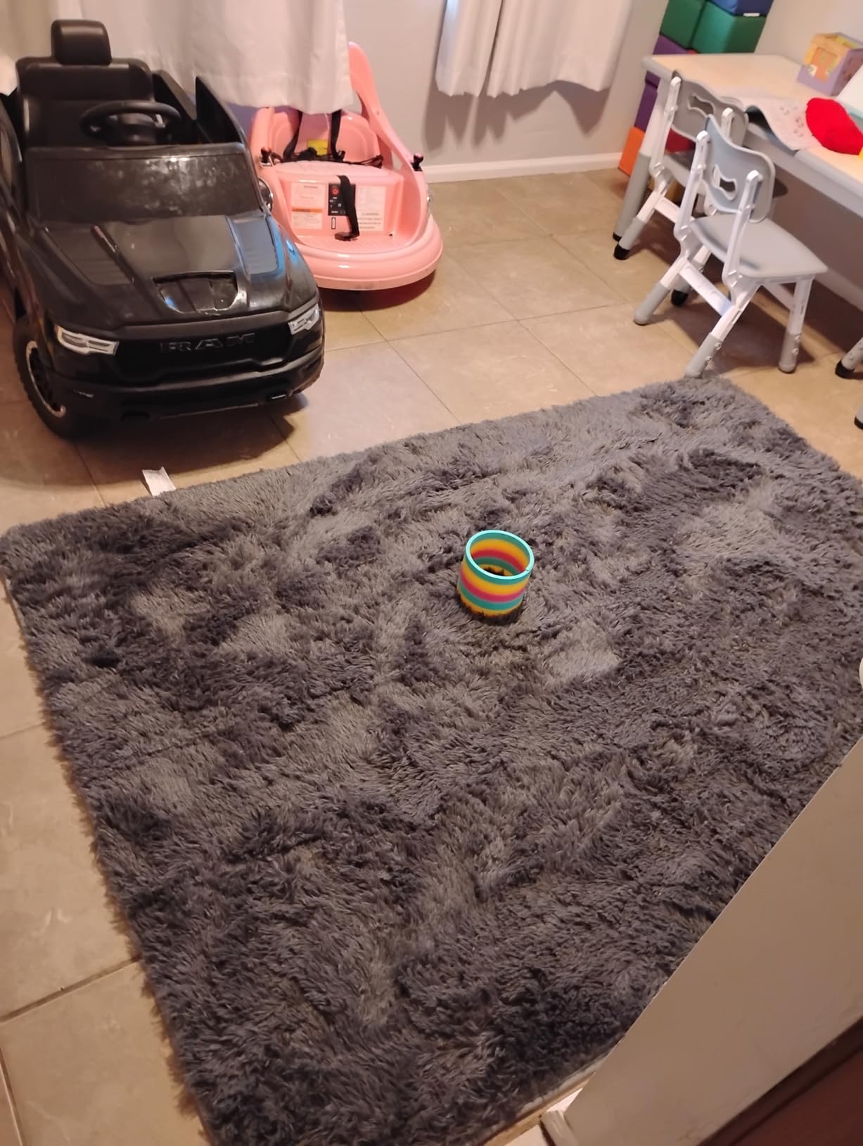 OLANLY Ivory Round Rugs for Bedroom - Machine Washable, 5 ft Circle Area Rugs for Living Room, Soft and Fluffy Shaggy Carpet for Teen Girls and Boys, Nursery Rooms, Dorms, Home Decor Aesthetic customer photo 1