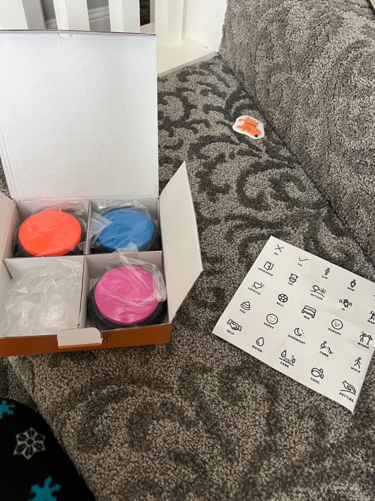 Voice Recording Button, Dog Buttons for Communication Pet Training Buzzer, 30 Second Voice Record and Playback, Funny Gift for Study Office Home 4 Pack Red/Blue/Rose/Orange customer photo 1