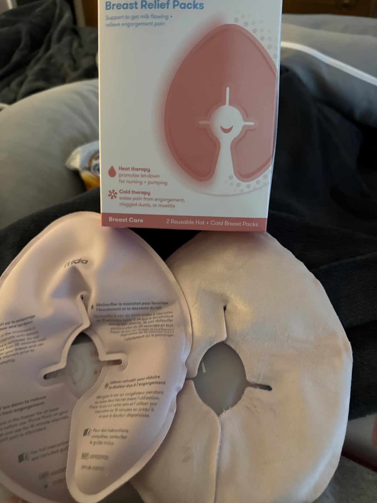 Frida Mom Breast Therapy Packs, Breast Pads, Cold & Hot Pack for Pain Relief, Breastfeeding Essentials for Lactation Support, Mastitis, Engorgement and Pump Aid, Postpartum Recovery, 2pk customer photo 2