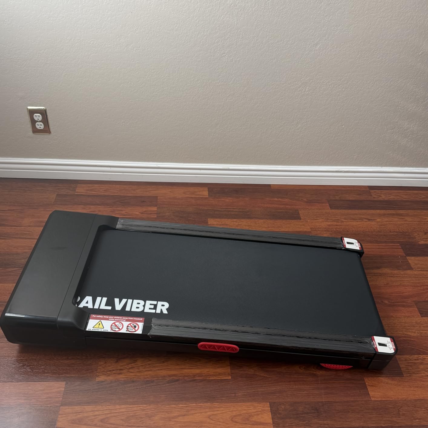 TRAILVIBER Walking Pad Treadmill with 12% 9-Level Auto Incline, 450 lbs Capacity RGB LED Screen, Bluetooth Speaker Under Desk Treadmill, Compact Treadmills for Home Hiking customer photo 1