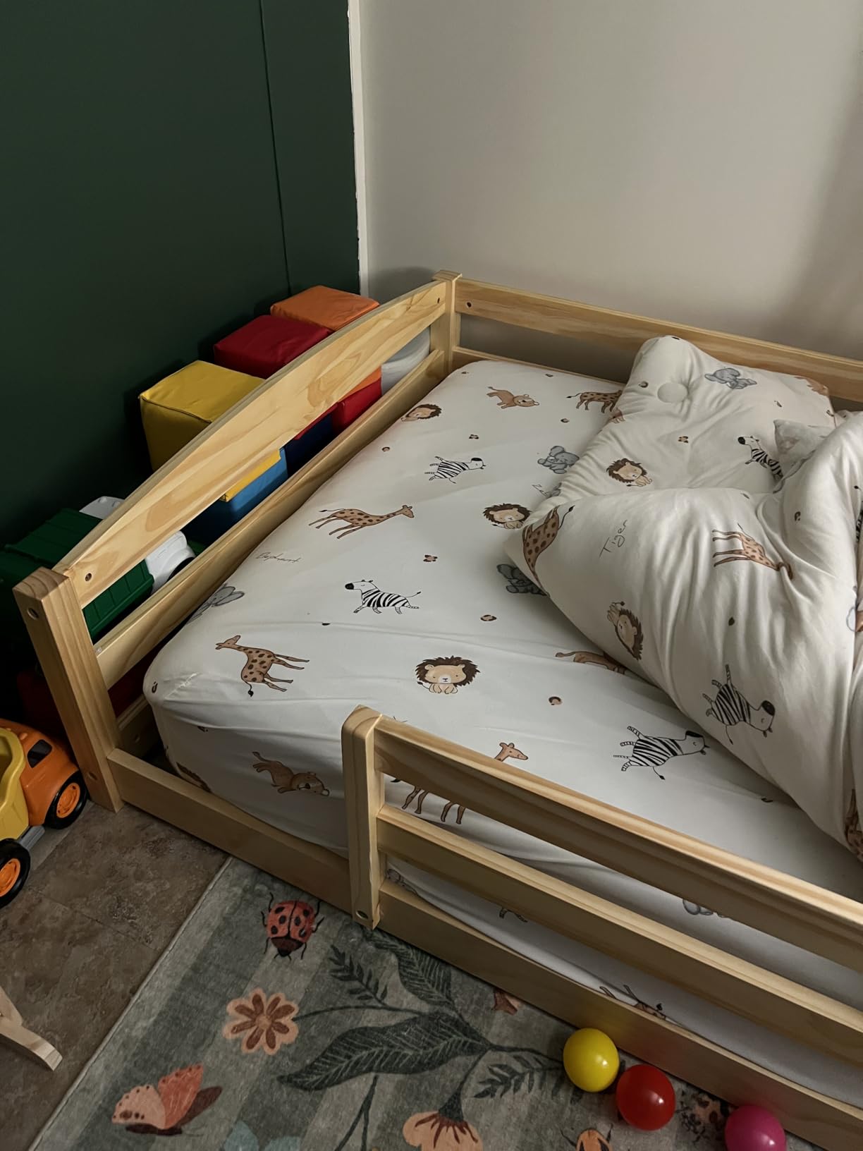 Ocodile Twin Floor Bed with Safety Guardrails for Kids, Montessori Inspired with Rails and 2 Openings, Twin Size Bed Frame for Girls and Boys - Gray customer photo 2