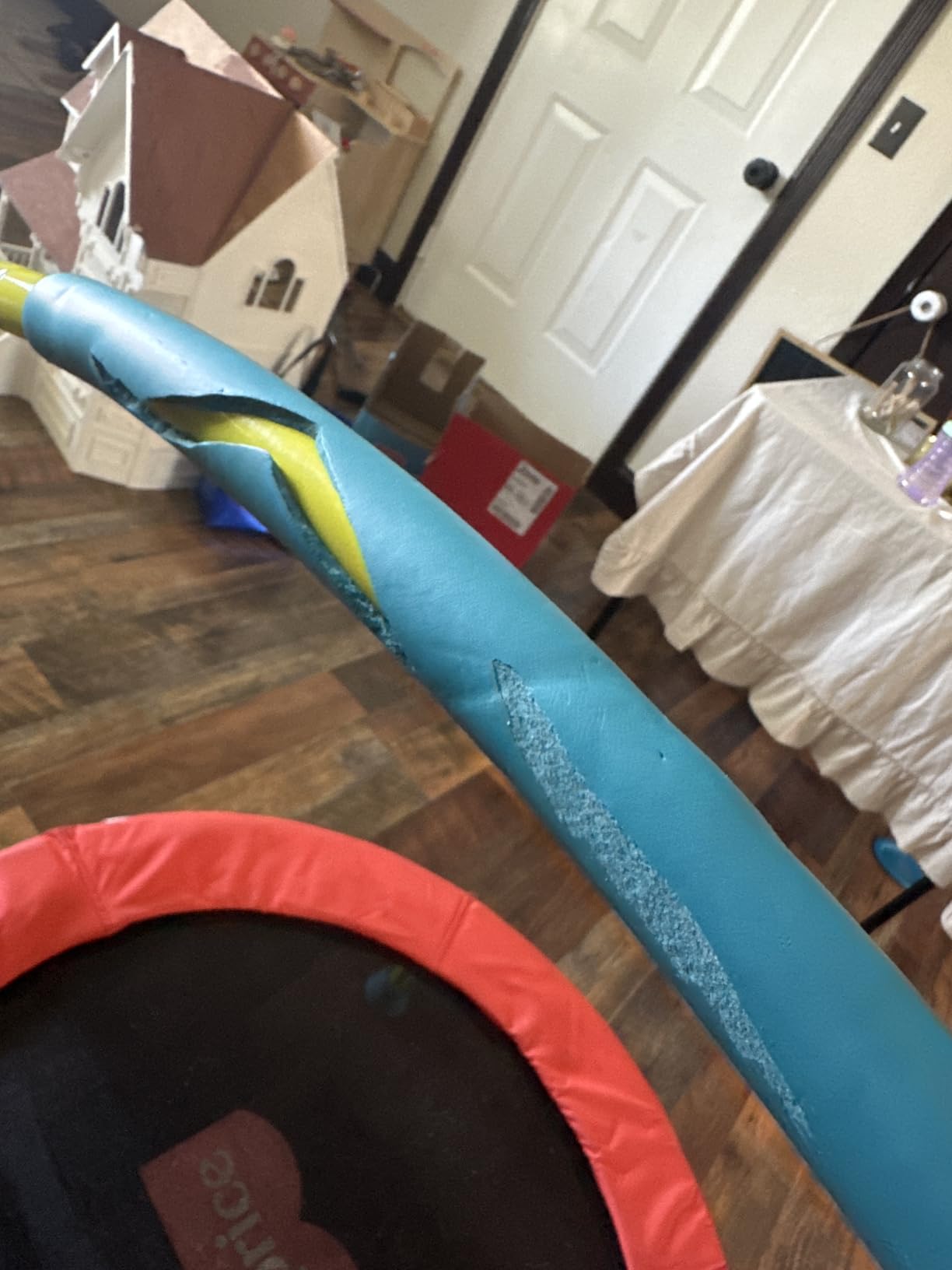 Fisher-Price WonderJump 36-Inch Round Indoor Toddler Kids Trampoline with Stabilizing Handlebar customer photo 1