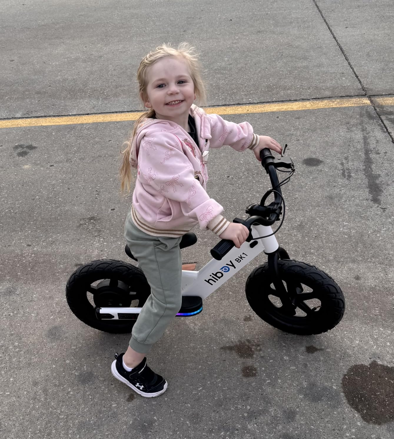 Hiboy Electric Balance Bike for Kids, 12-Inch Tires, 5.6/9 mph, Adjustable Seat, Up to 4.9 Miles, Electric Bike for Kids Ages 3-5 customer photo 1