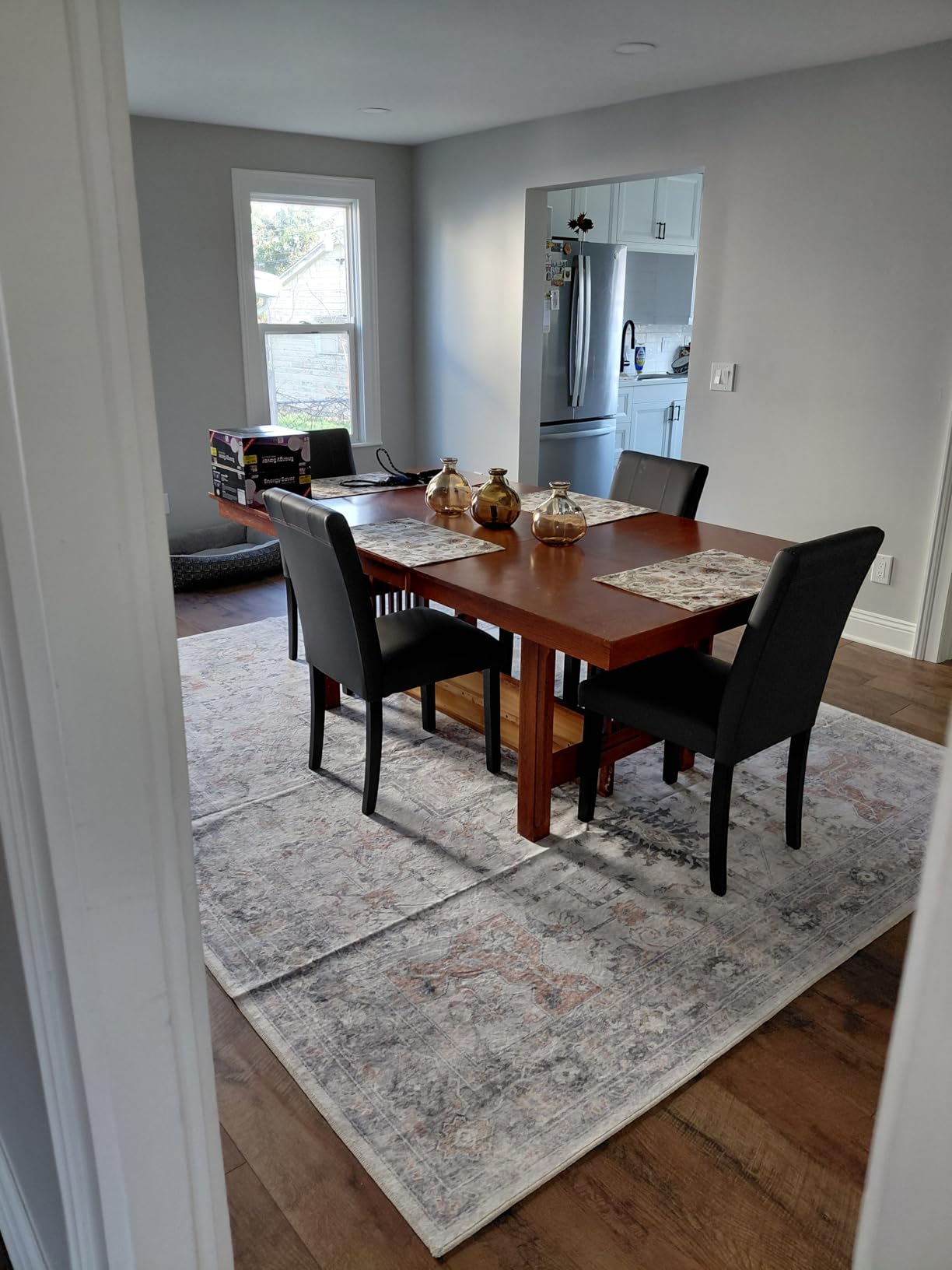 CHUN YI Dining Chairs Set of 4, Faux Leather Dining Room Chairs, High Back Upholstered Parsons Chairs for Dining Room Kitchen Side Chair with Sturdy Wood Legs, Brown customer photo 2