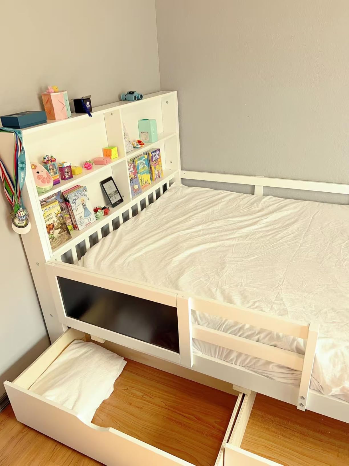 Giantex Full Bed with 2 Storage Drawers, Solid Wood Kids Bed Frame w/Bookcase Headboard & Blackboard, Full-Length Guardrails & Wooden Slats Support, Full Size Bed Frame for Kids Boys Girls, White customer photo 1