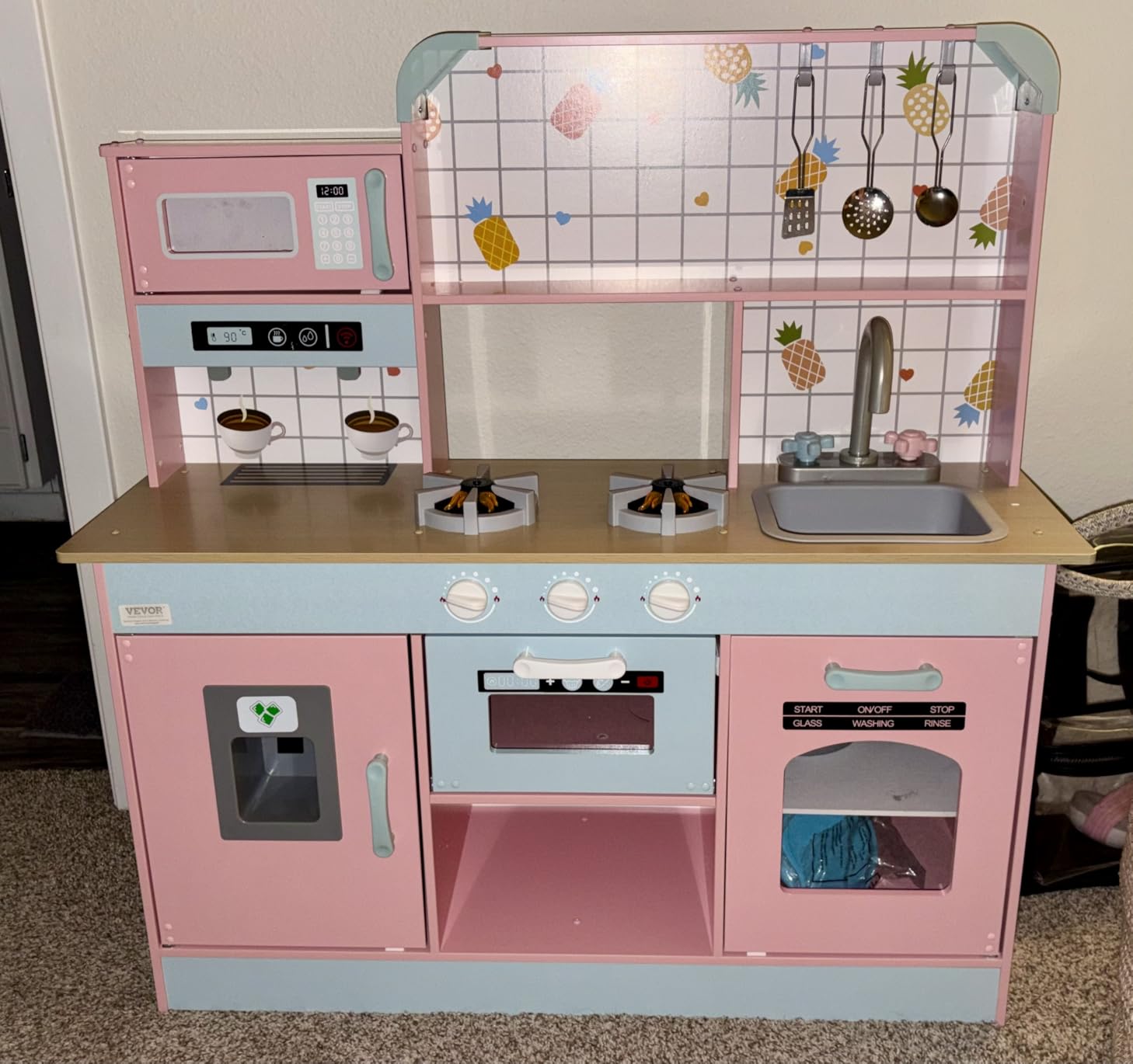 VEVOR Wooden Play Kitchen Toy, Play Kitchen for Kids with Lights and Sounds, Toddler Kitchen with Ice Maker, Oven, Sink, Microwaves, Fridge and Utensil and Fruit Accessory for Toddlers, White customer photo 2