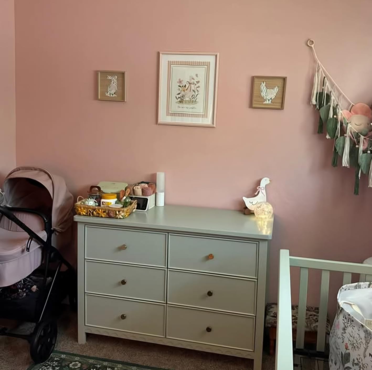 Graco Sasha 3-Drawer Chest with Changing Table Topper (White) - GREENGUARD Gold Certified, Nursery Bedroom Wood Chest with Spacious Storage, Interlocking Drawer System, Pre-Installed Tracks customer photo 1