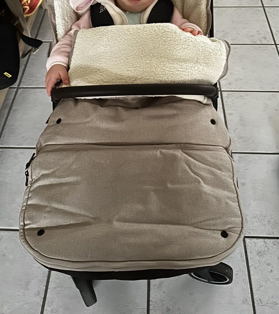 Momcozy Stroller Footmuff Universal customer photo 1