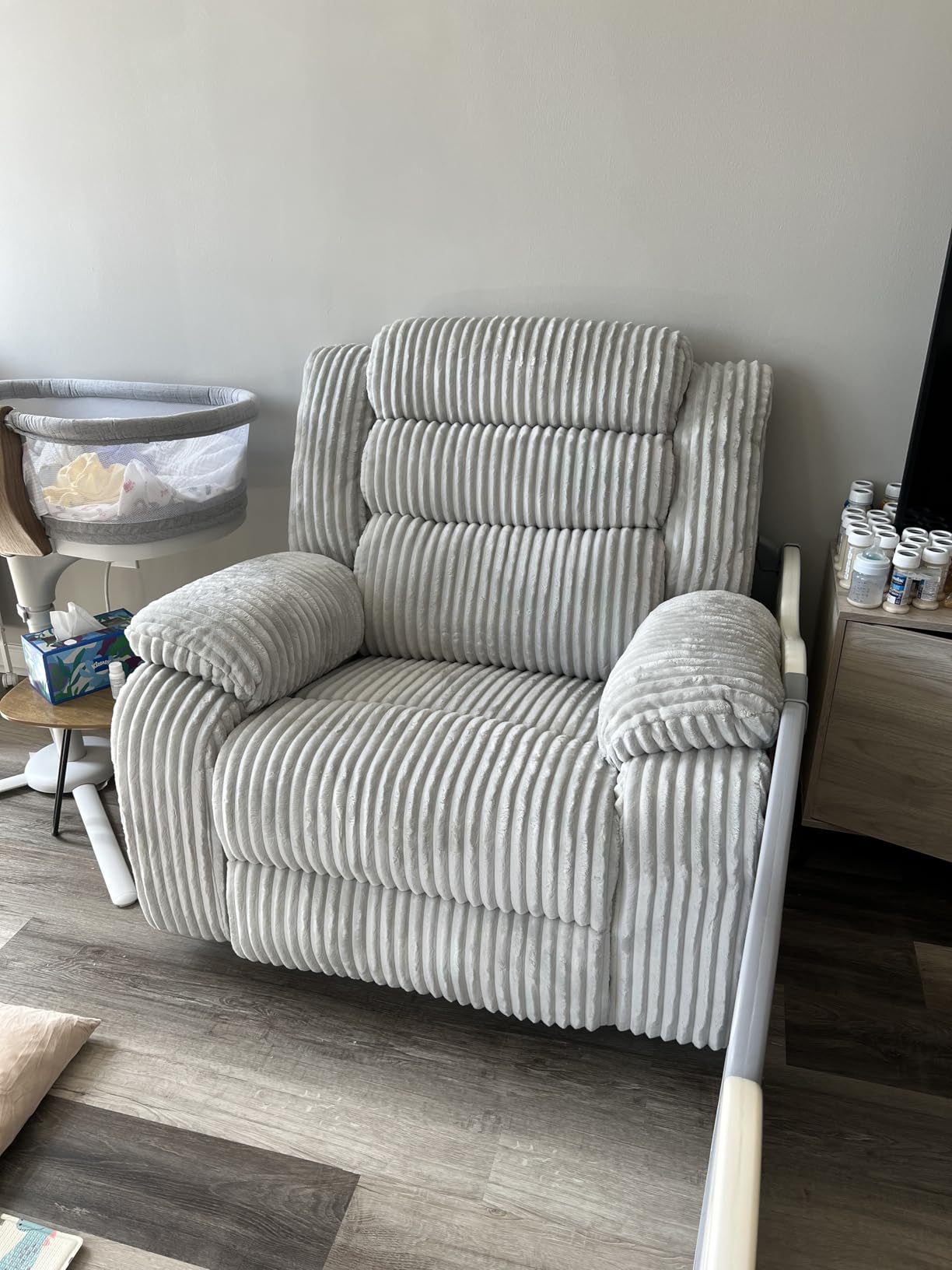 SINCRUMI Power Swivel Rocker Recliner Chair for Adults with Massage and Heat, USB and Type-C Charging Port, Infinite Position, Electric Glider Rocking Chairs for Living Room, Nursery, Pale Grey customer photo 1