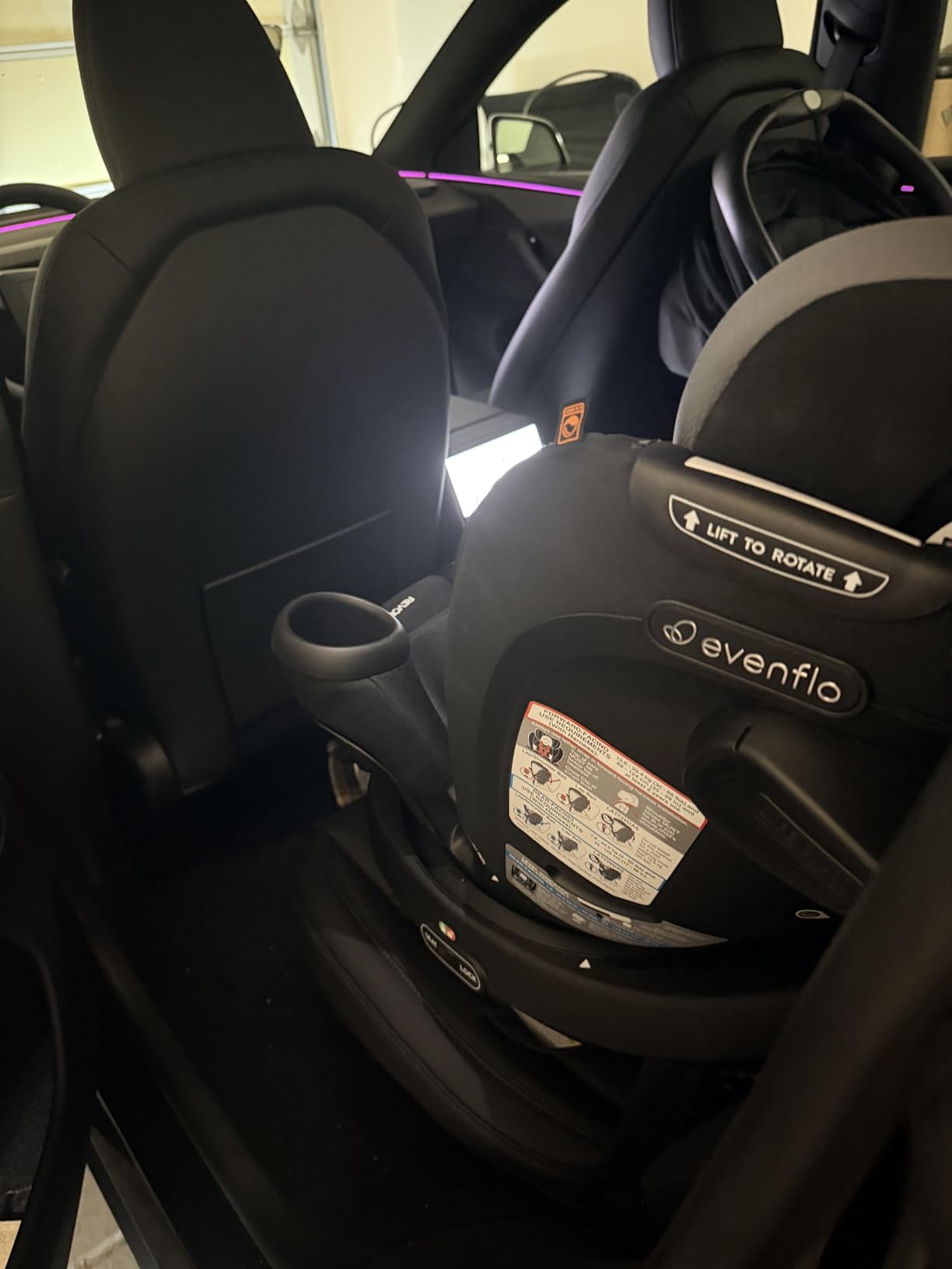 Evenflo Revolve360 Extend Convertible Car Seat with 360 Degree Rotation, Extended Rear-Facing, Forward-Facing, Booster Mode, and Secure Latch Install, Rockland Green customer photo 1