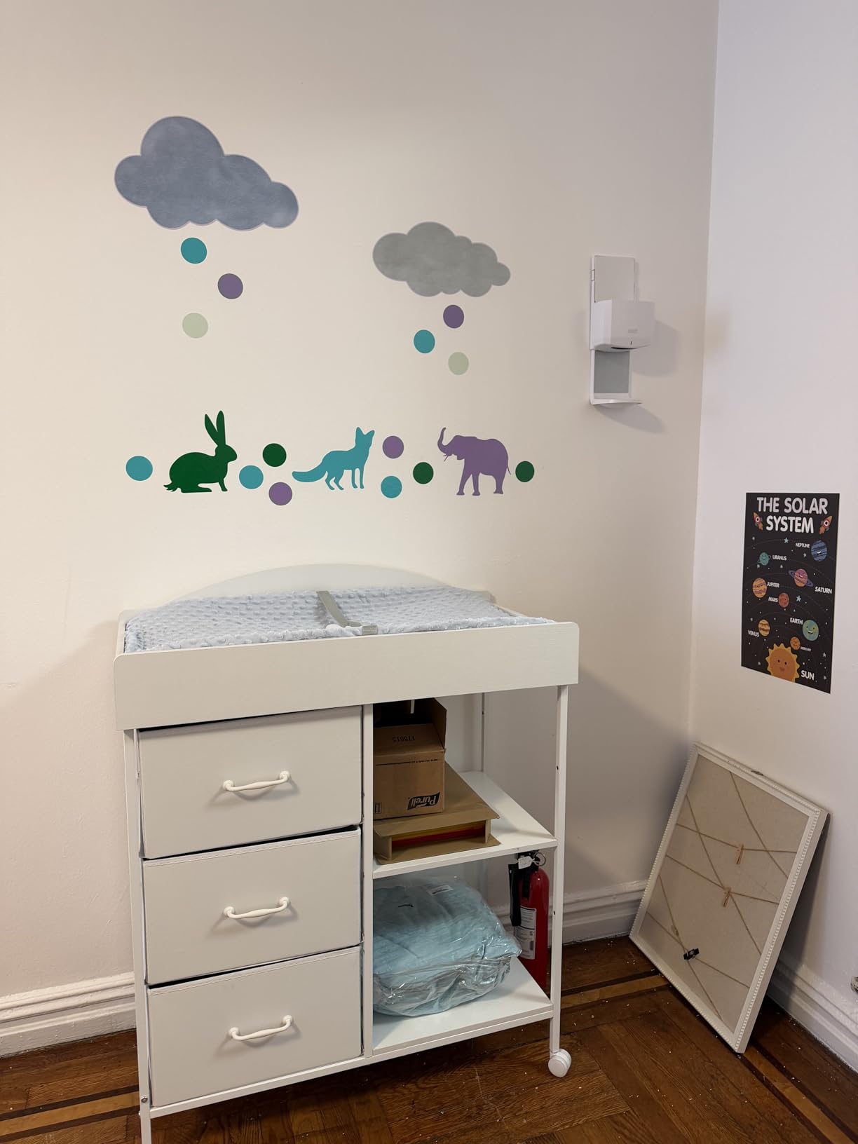 YeTom Changing Table Dresser, Baby Dresser with 3 Fabric Drawers and 2 Shelves, Multi-Functional Baby Changing Table with Pad, Classic Nursery Dresser, Diaper Changing Station, Rustic Brown customer photo 1