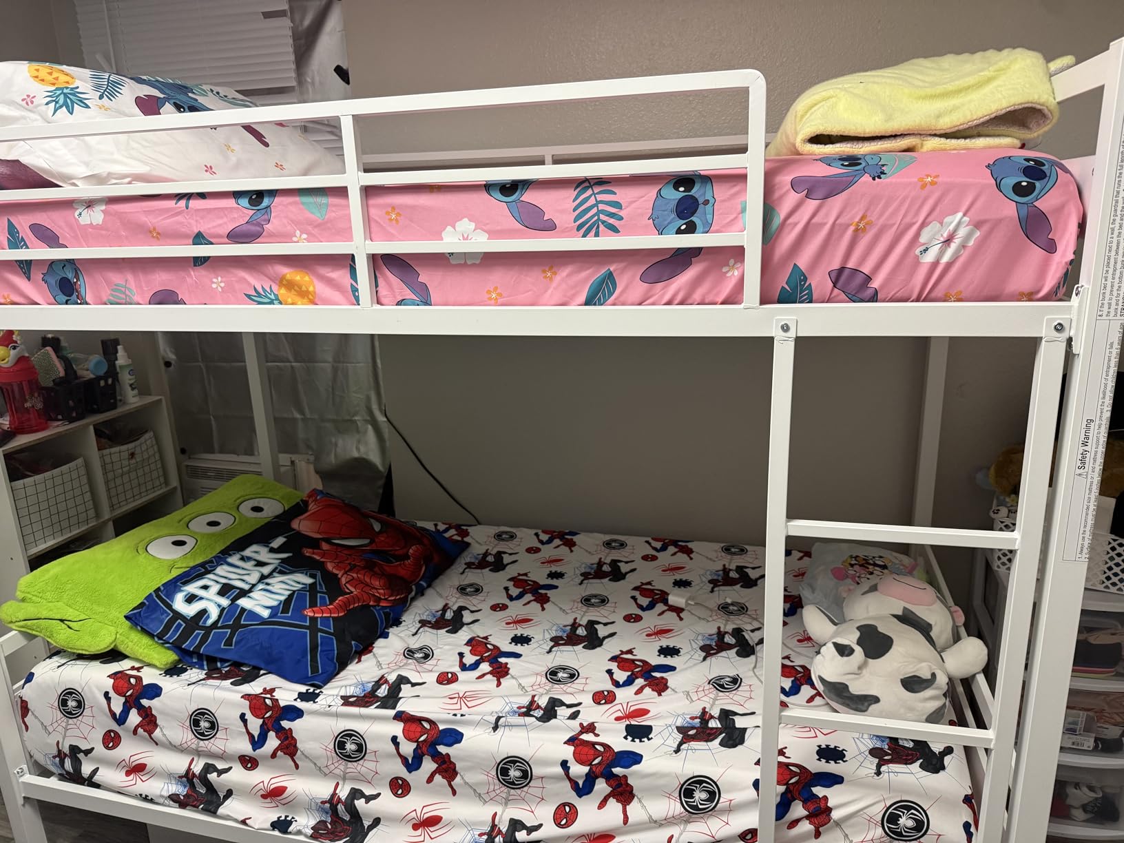 Einhomn Bunk Bed Twin Over Twin, Heavy Duty Metal Bed with Ladder and Full-Length Guardrail, Under-Bed Storage Space, No Box Spring Needed, Noise Free, Black customer photo 1