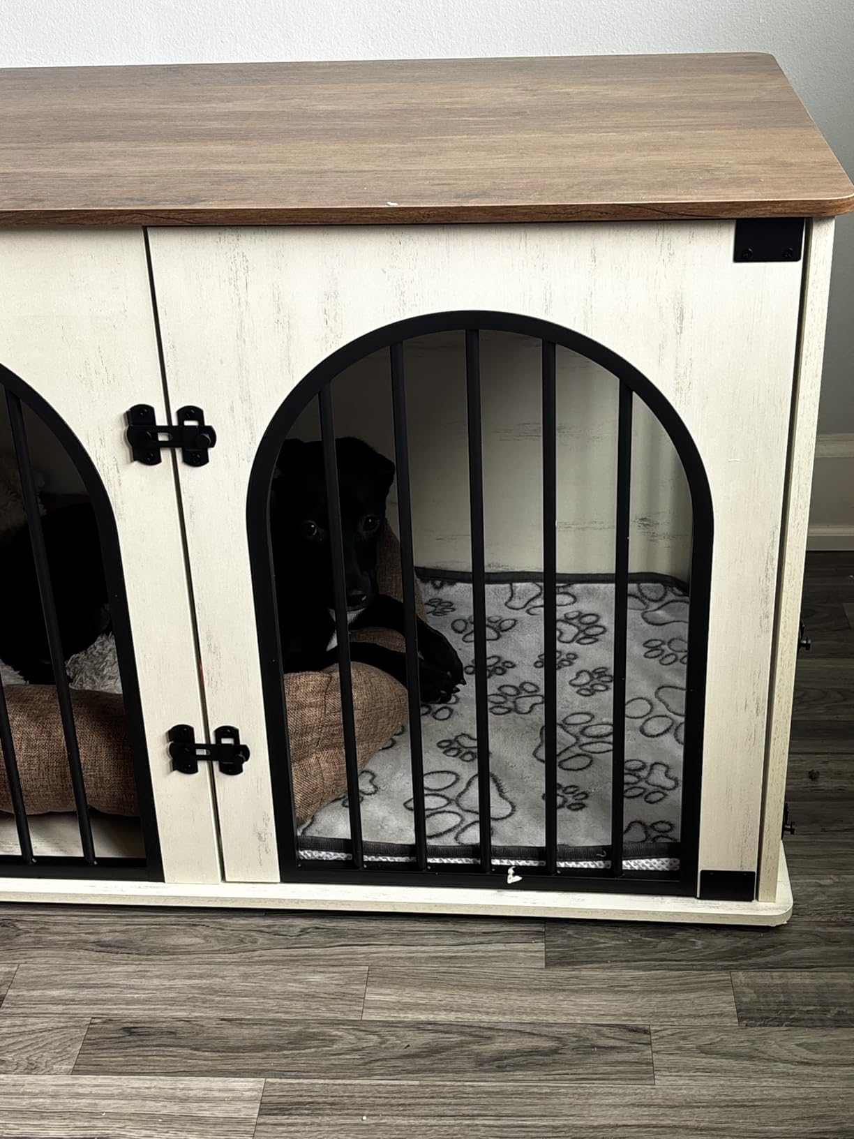 Hzuaneri 31.5'' Wooden Dog Crate Furniture, Indoor Dog Kennel Dogs Cage for Small/Medium Dogs, Heavy Duty Dog Crates Decorative Pet House End Side Table TV Stand customer photo 2