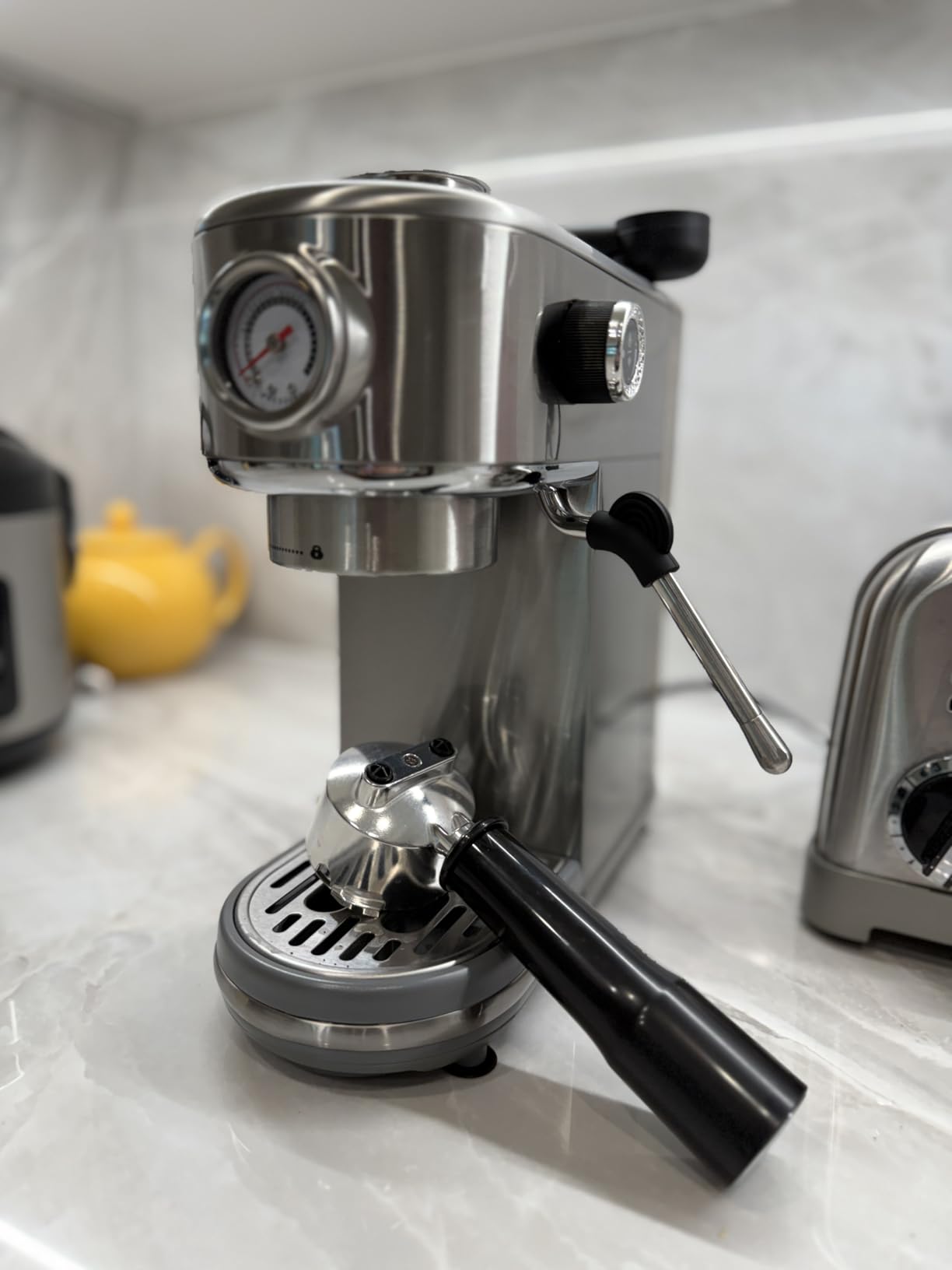 atatix Espresso Machine with Milk Frother, 20 Bar Pressure Espresso Maker, with 44OZ Removable Tank, Compact Stainless Steel Coffee Machine for Home, Office, Latte, Cappuccino, Macchiato, Silver customer photo 1
