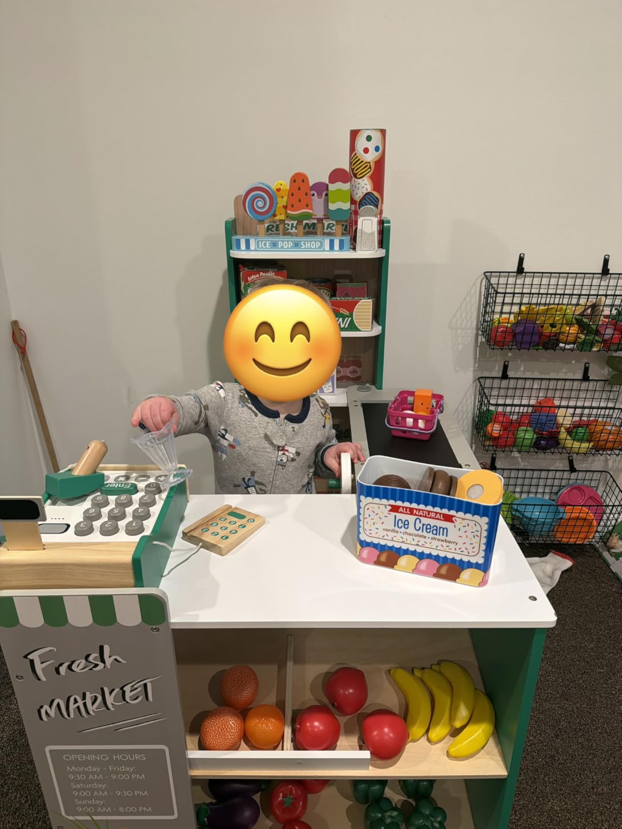 Best Choice Products Pretend Play Grocery Store Wooden Supermarket Toy Set for Kids w/Play Food, Chalkboard, Cash Register, Working Conveyor - Natural customer photo 2